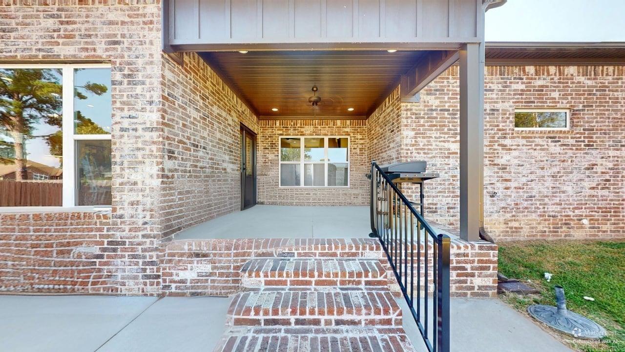 IVY PLACE - Residential