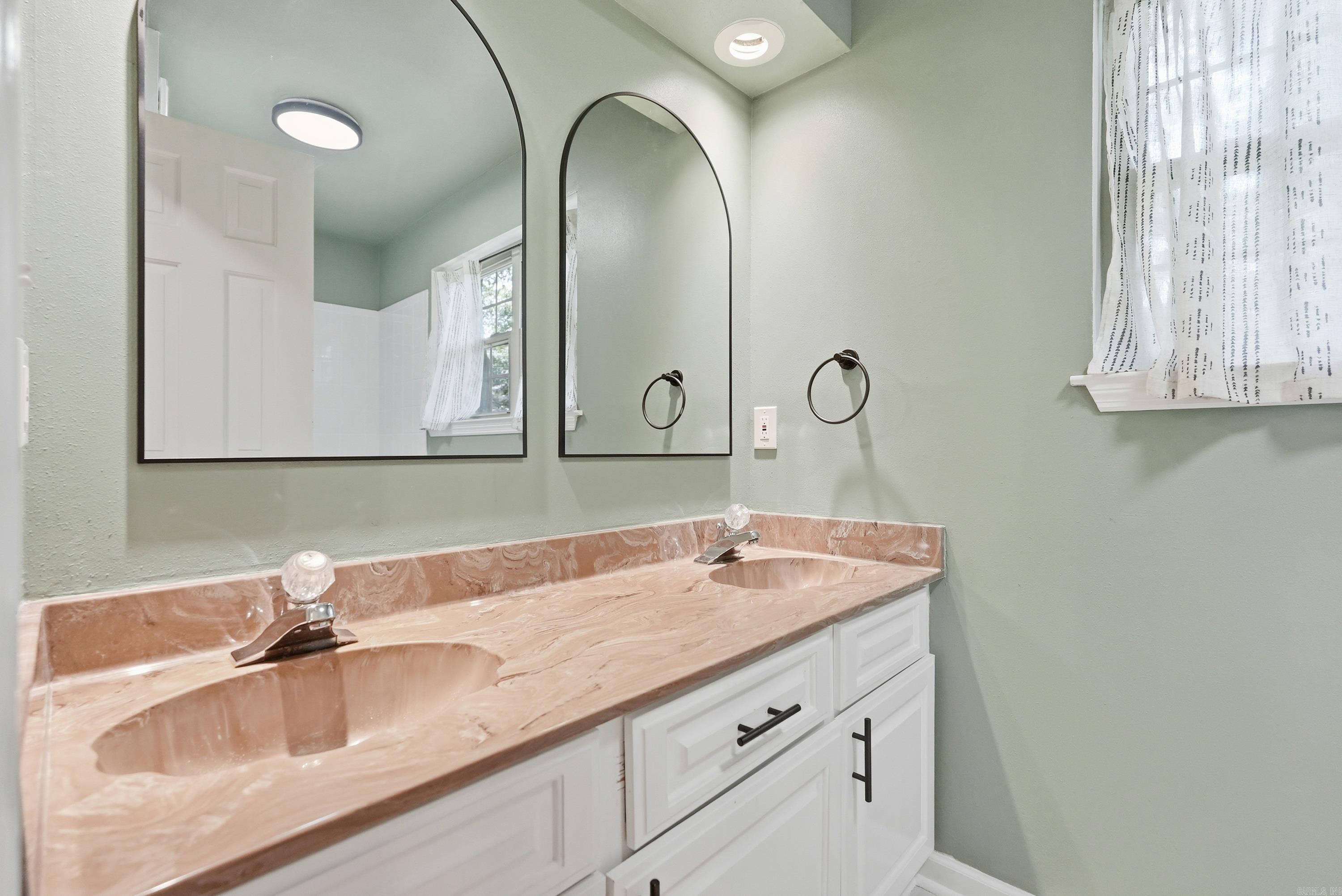 OTTER CREEK COMMUNITY - Residential