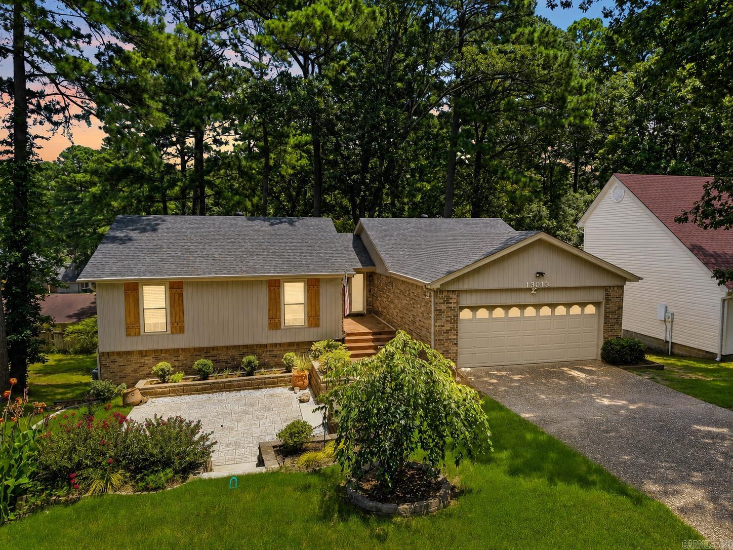 OTTER CREEK COMMUNITY - Residential