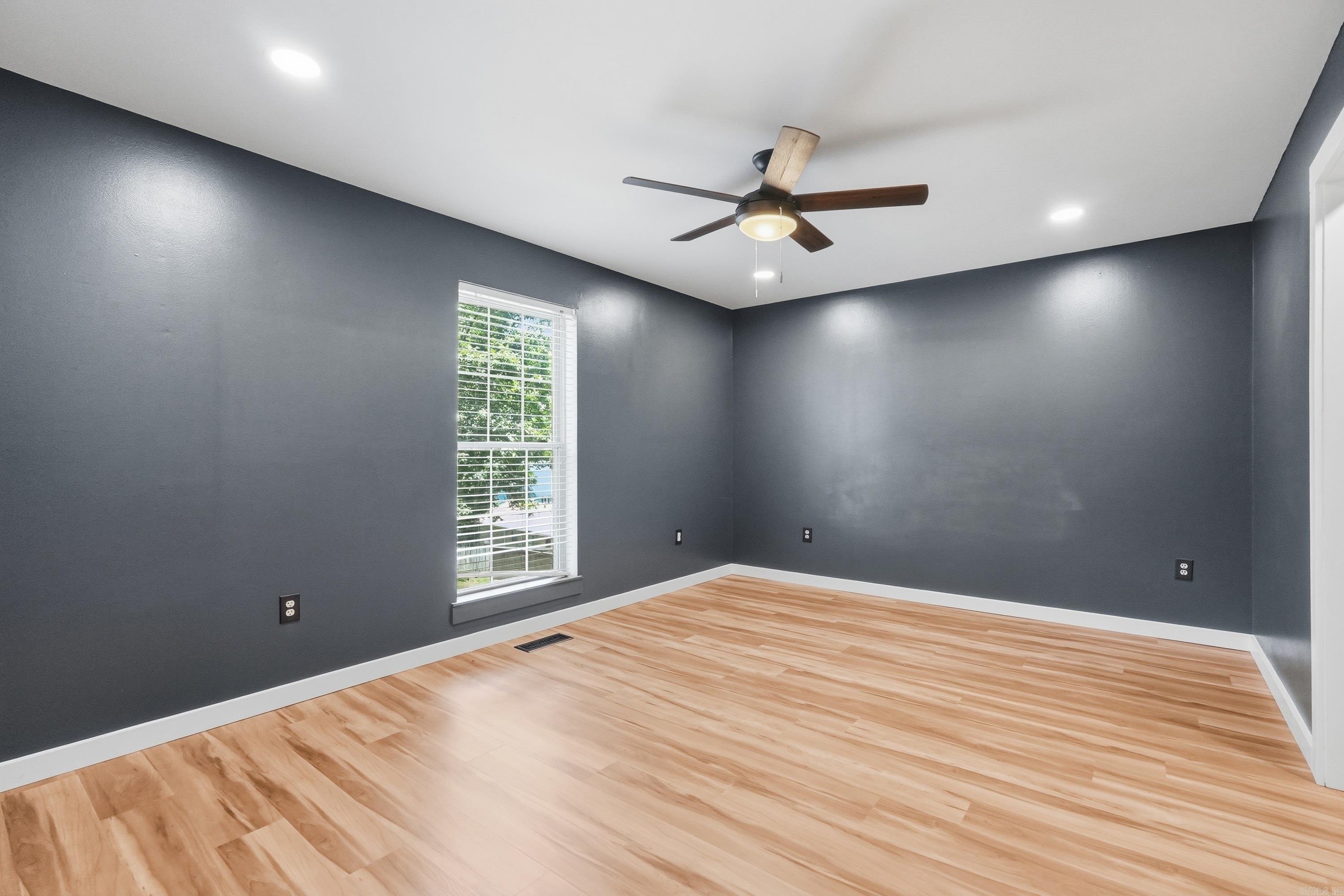OTTER CREEK COMMUNITY - Residential