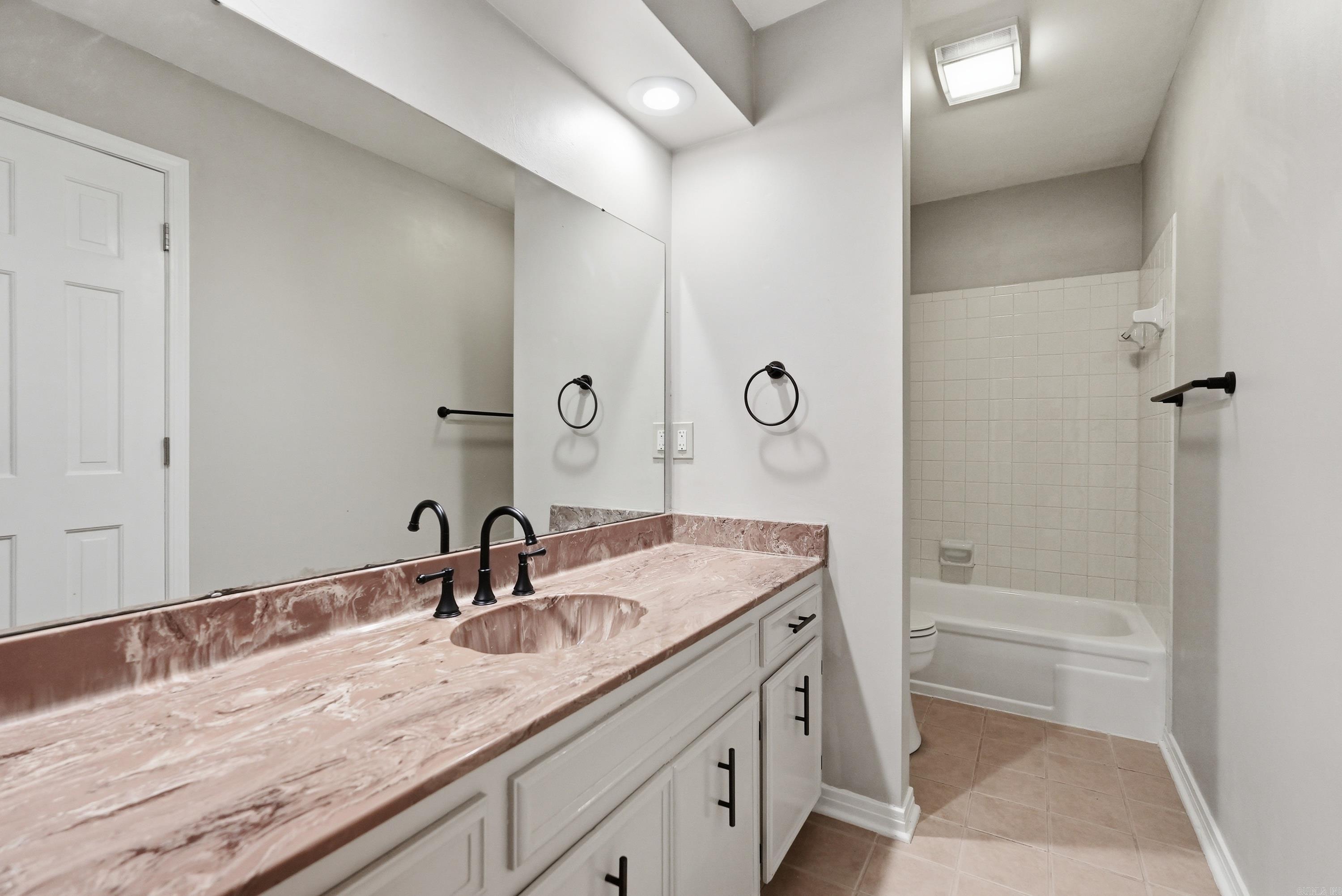 OTTER CREEK COMMUNITY - Residential