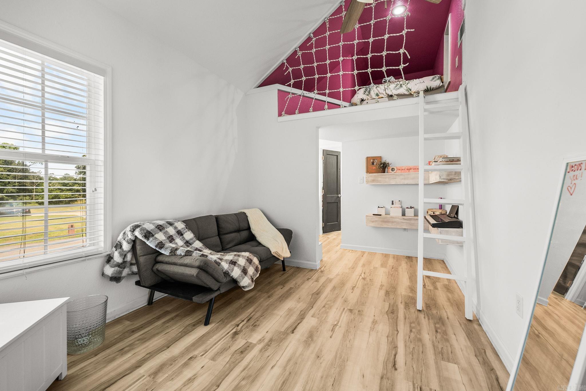 PEARSON PLACE - Residential