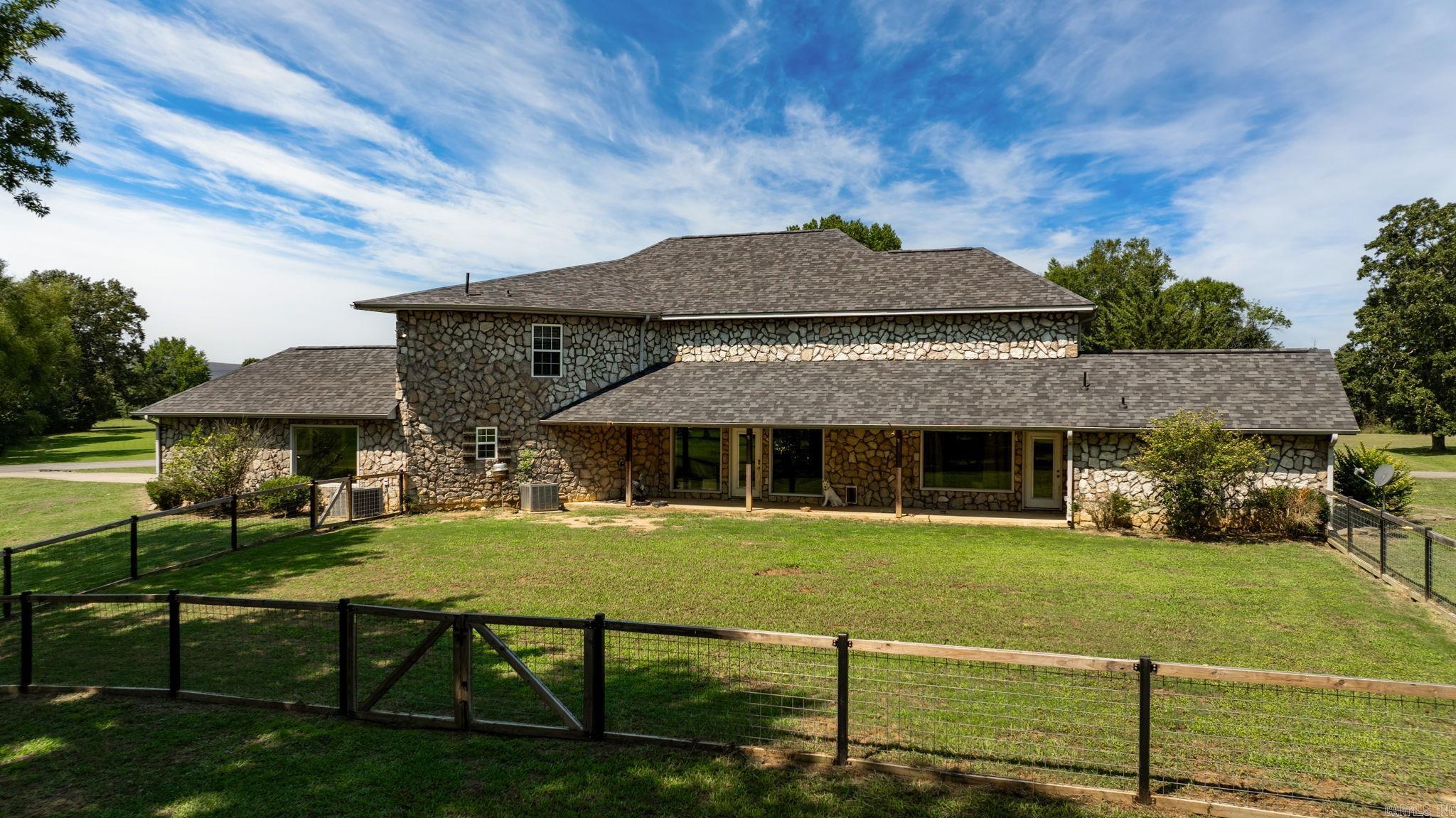 PEARSON PLACE - Residential