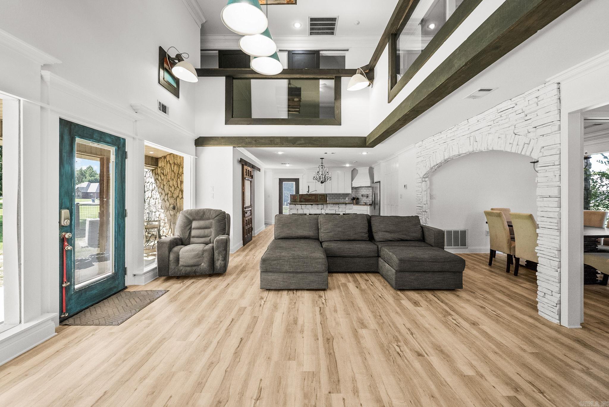 PEARSON PLACE - Residential