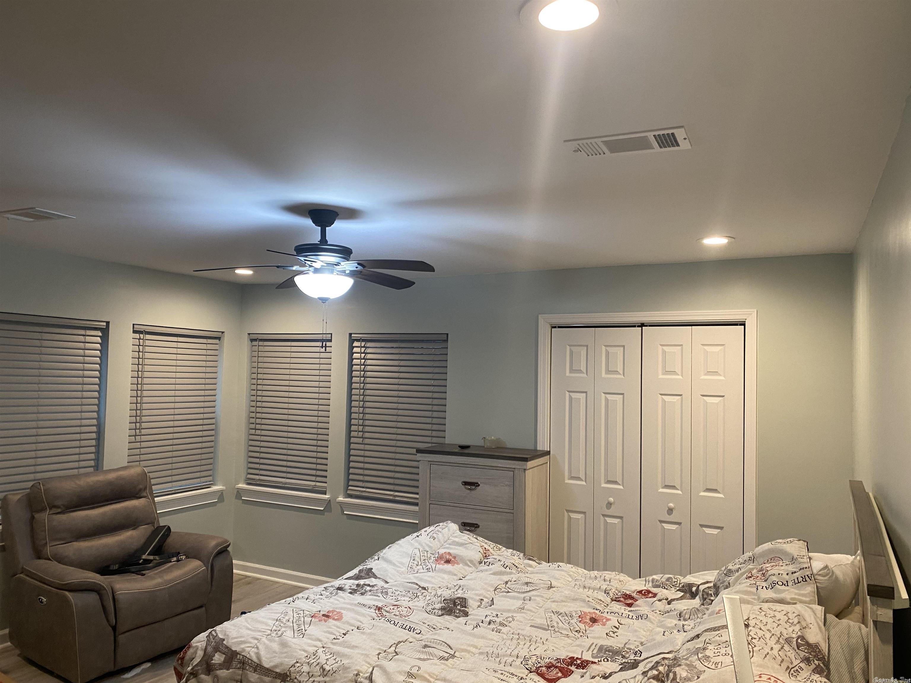 WESTWOOD - Residential