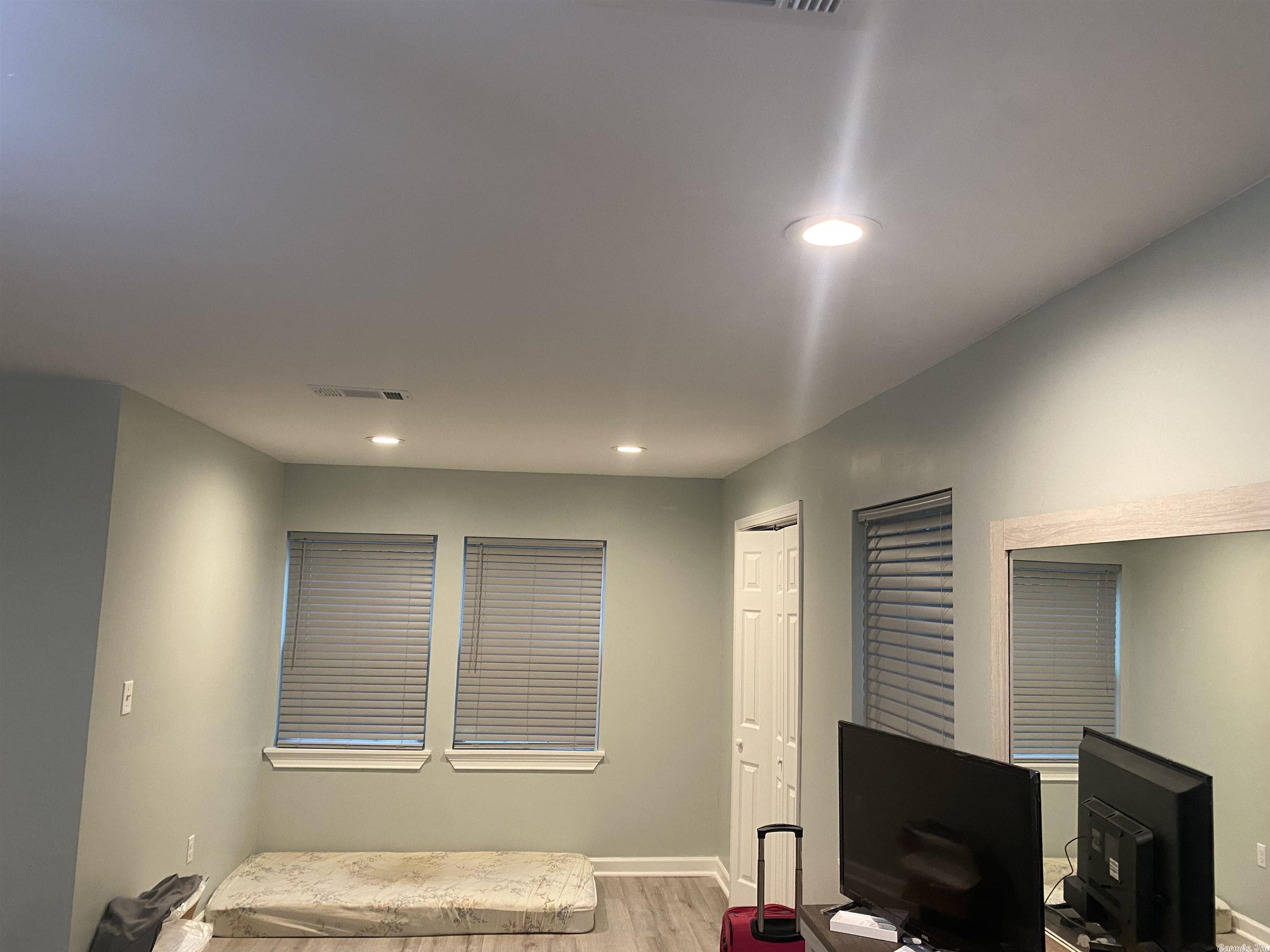 WESTWOOD - Residential