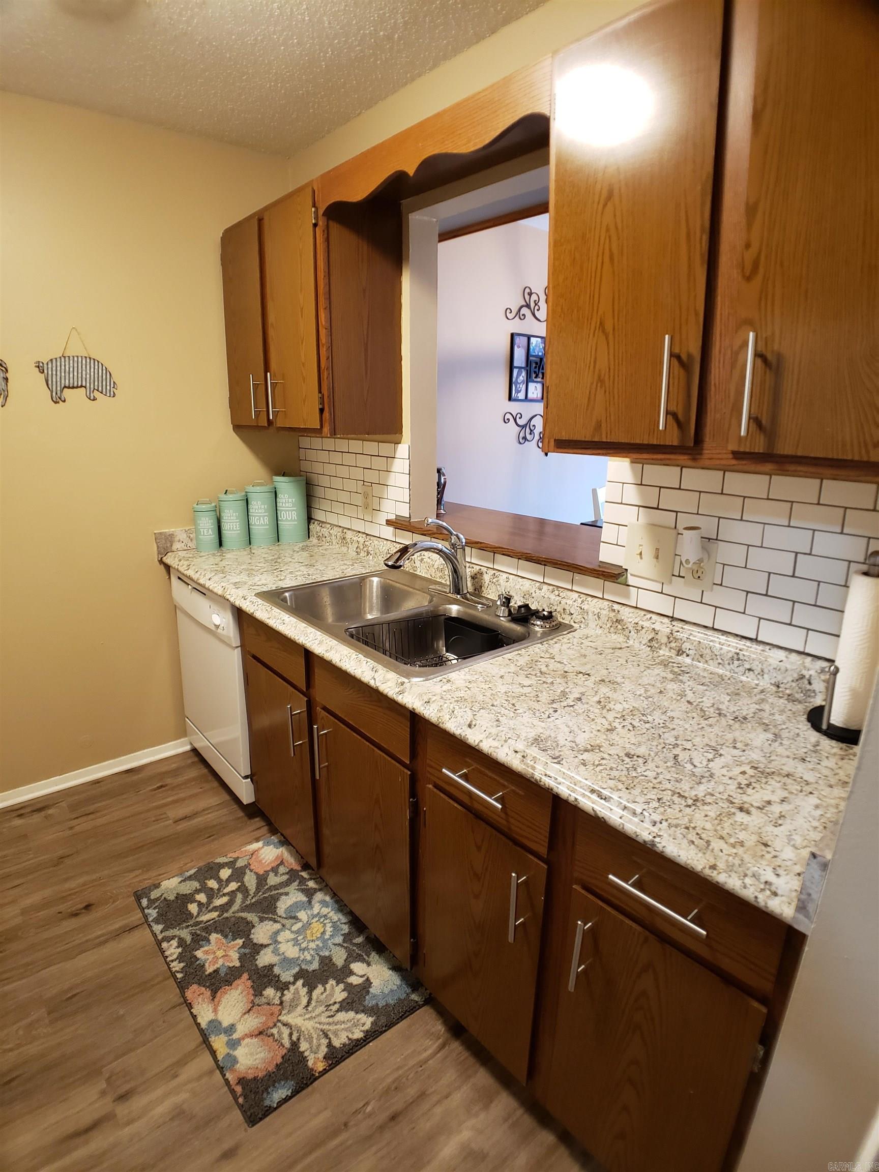 Lakewood Hills Condo - Residential