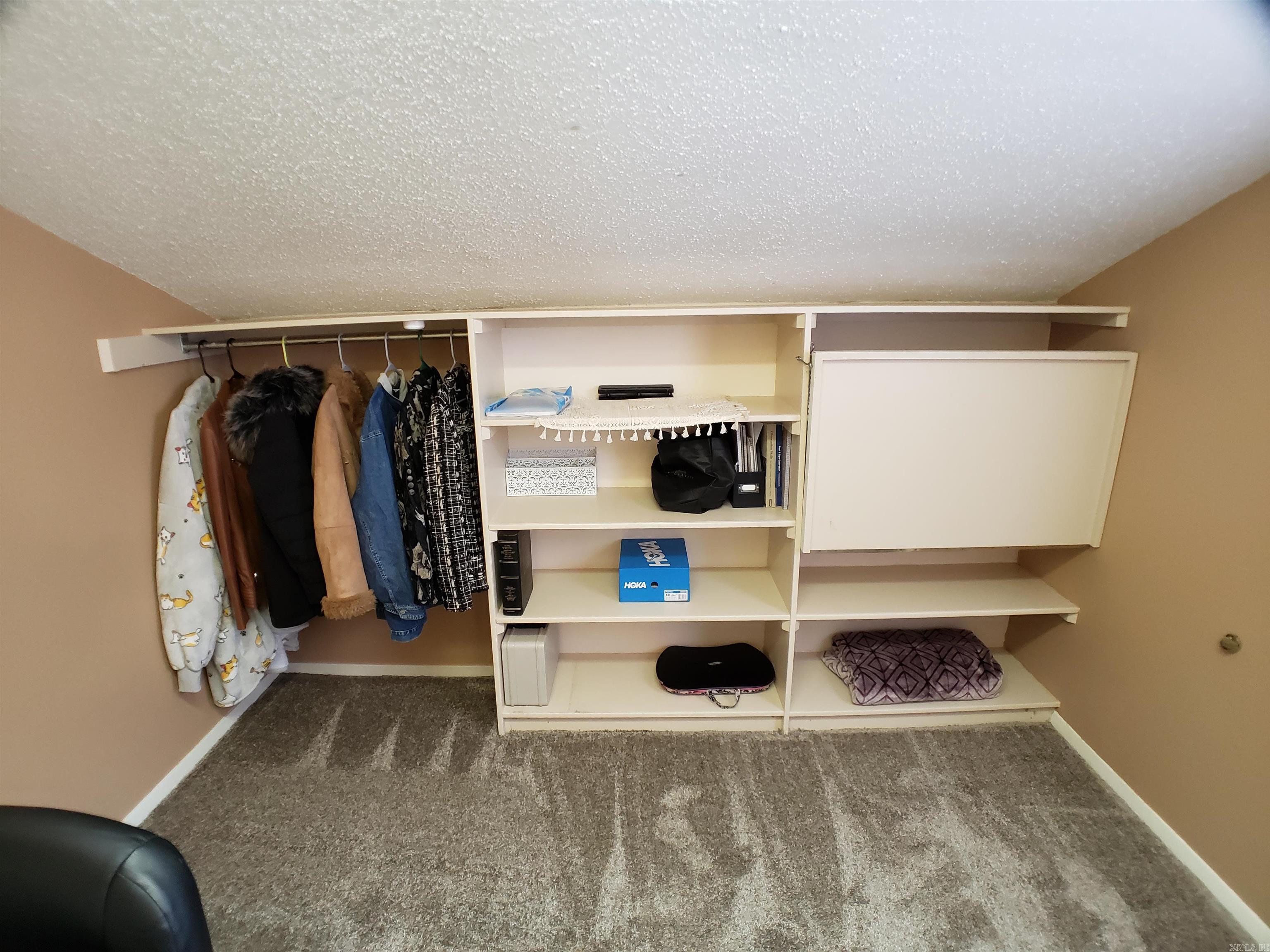 Lakewood Hills Condo - Residential