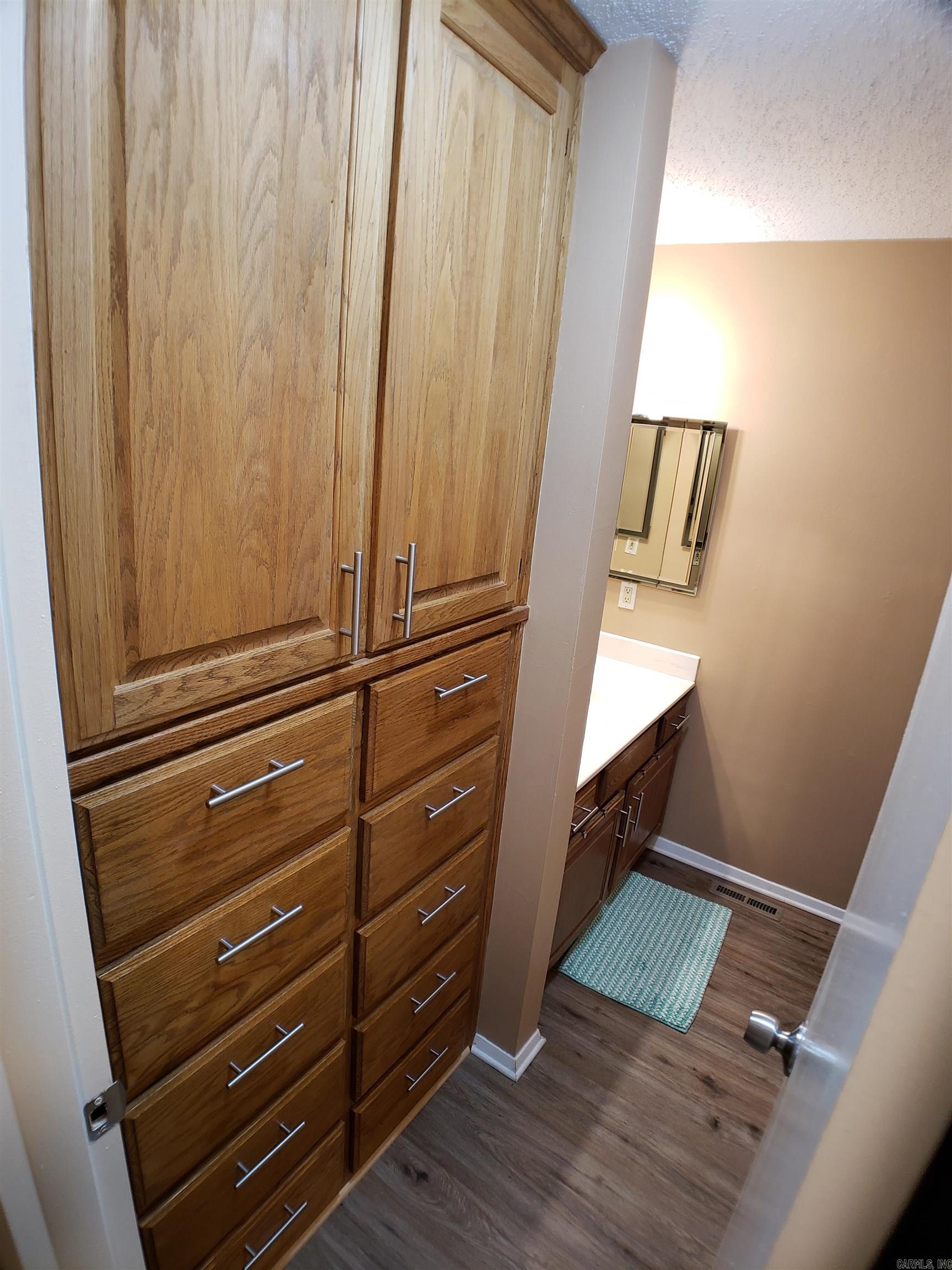 Lakewood Hills Condo - Residential