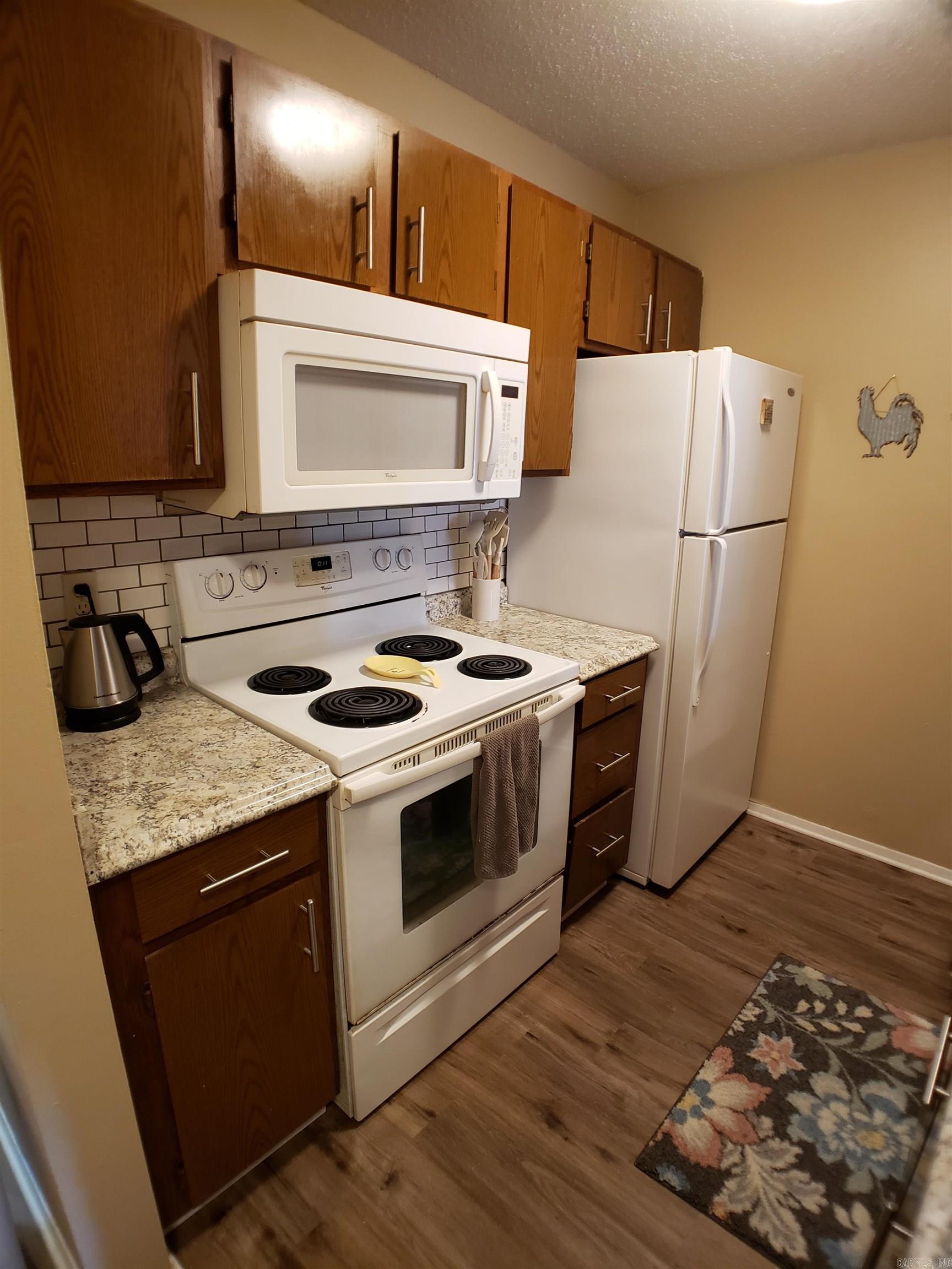 Lakewood Hills Condo - Residential
