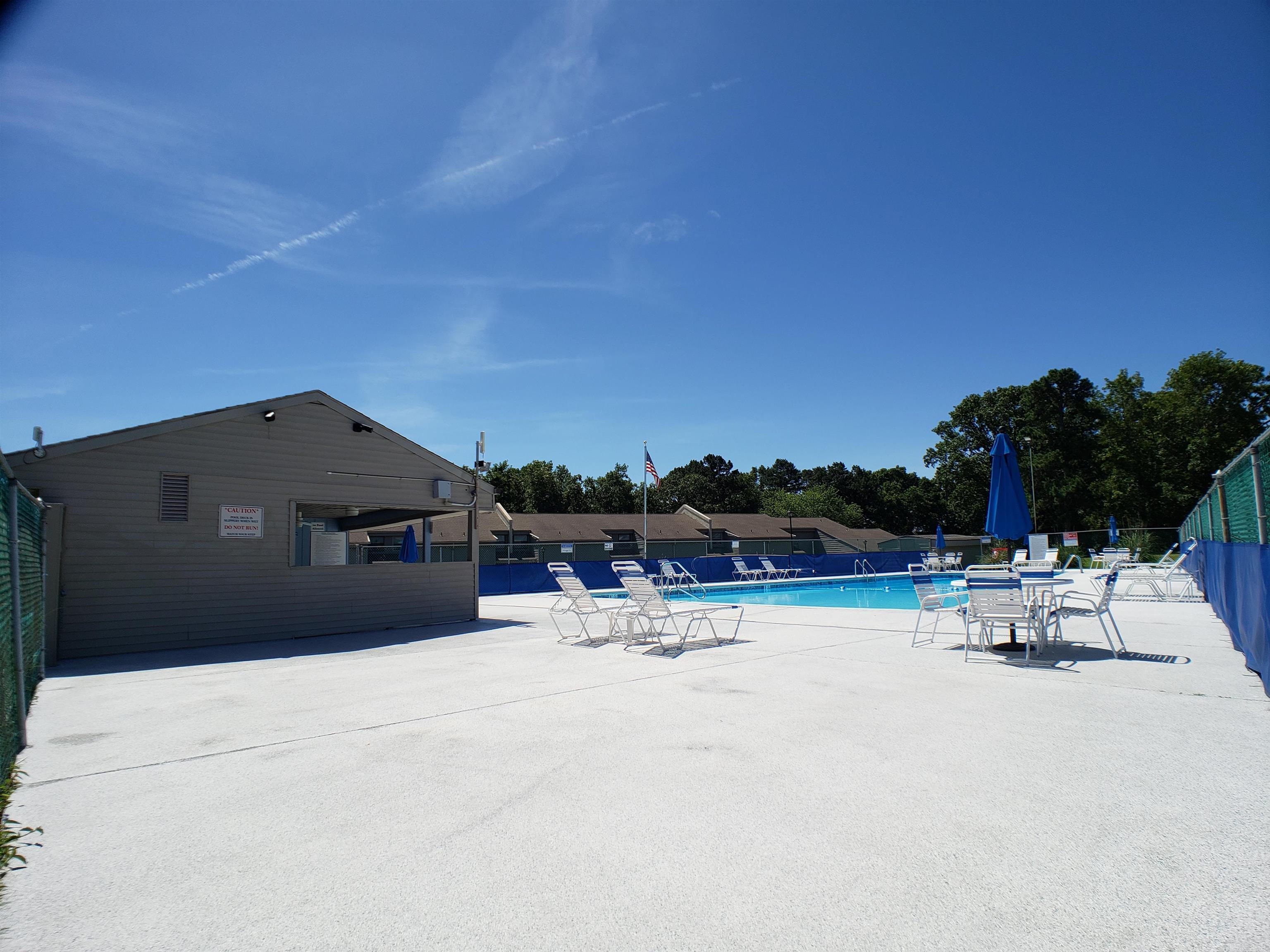 Lakewood Hills Condo - Residential