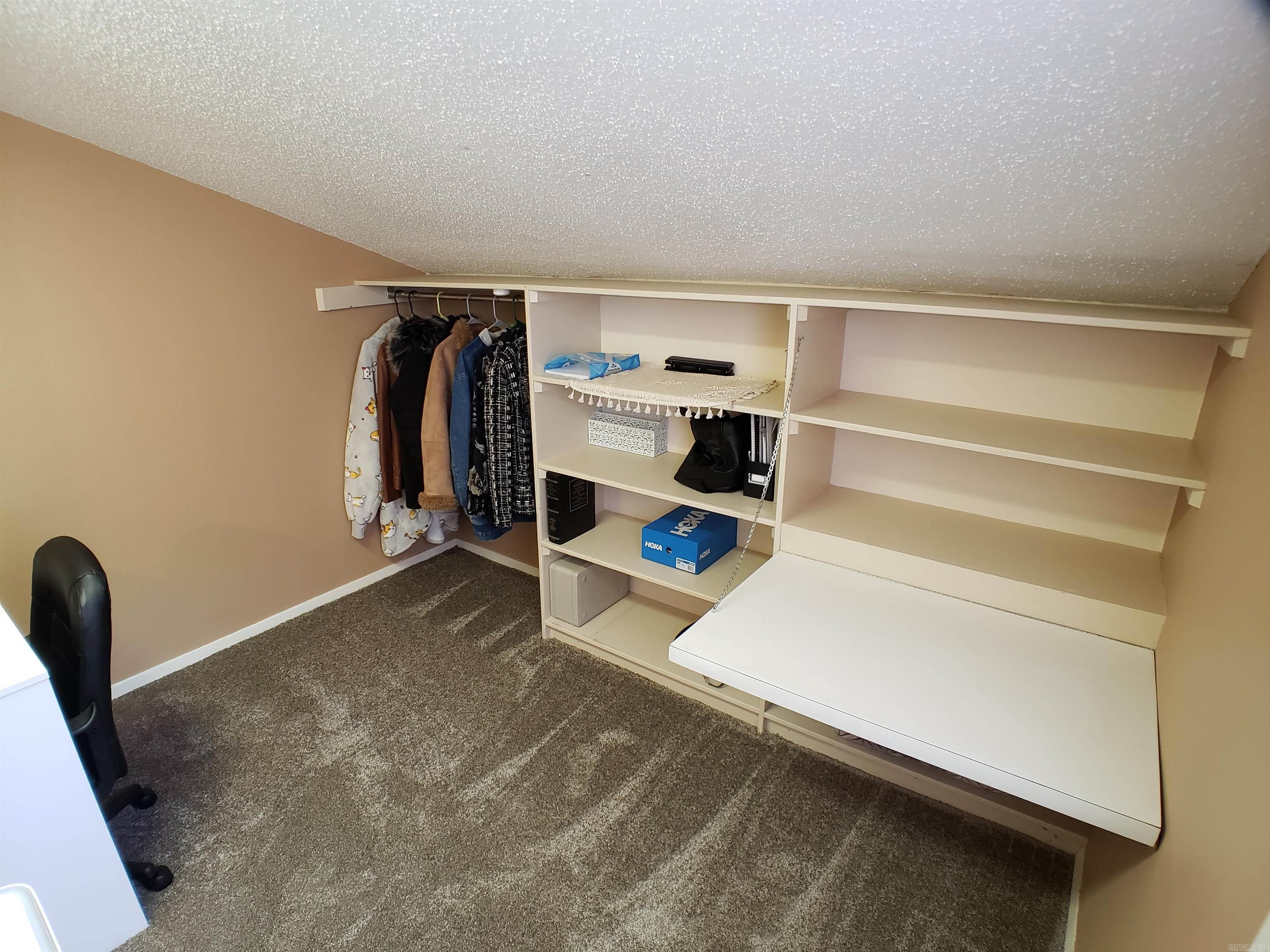 Lakewood Hills Condo - Residential
