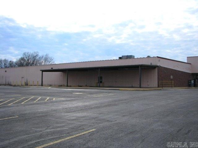Cabot City Area - Commercial Sale