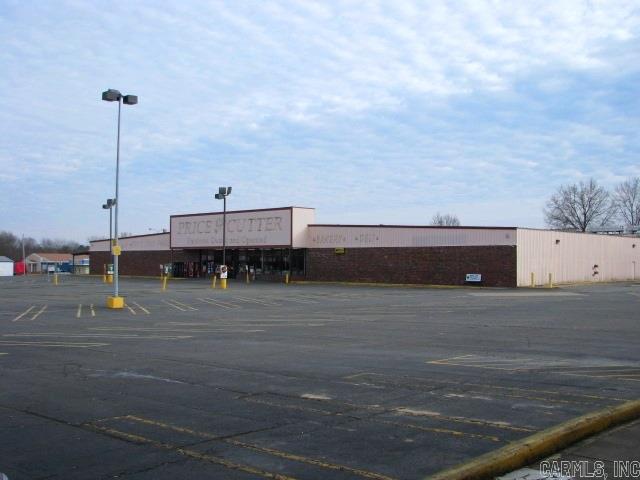 Cabot City Area - Commercial Sale