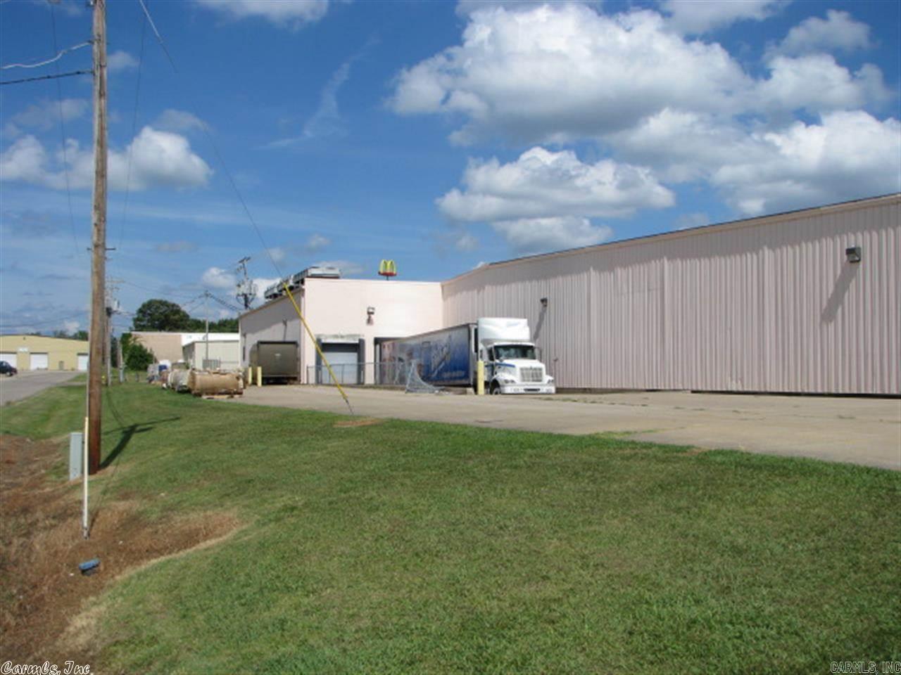 Cabot City Area - Commercial Sale