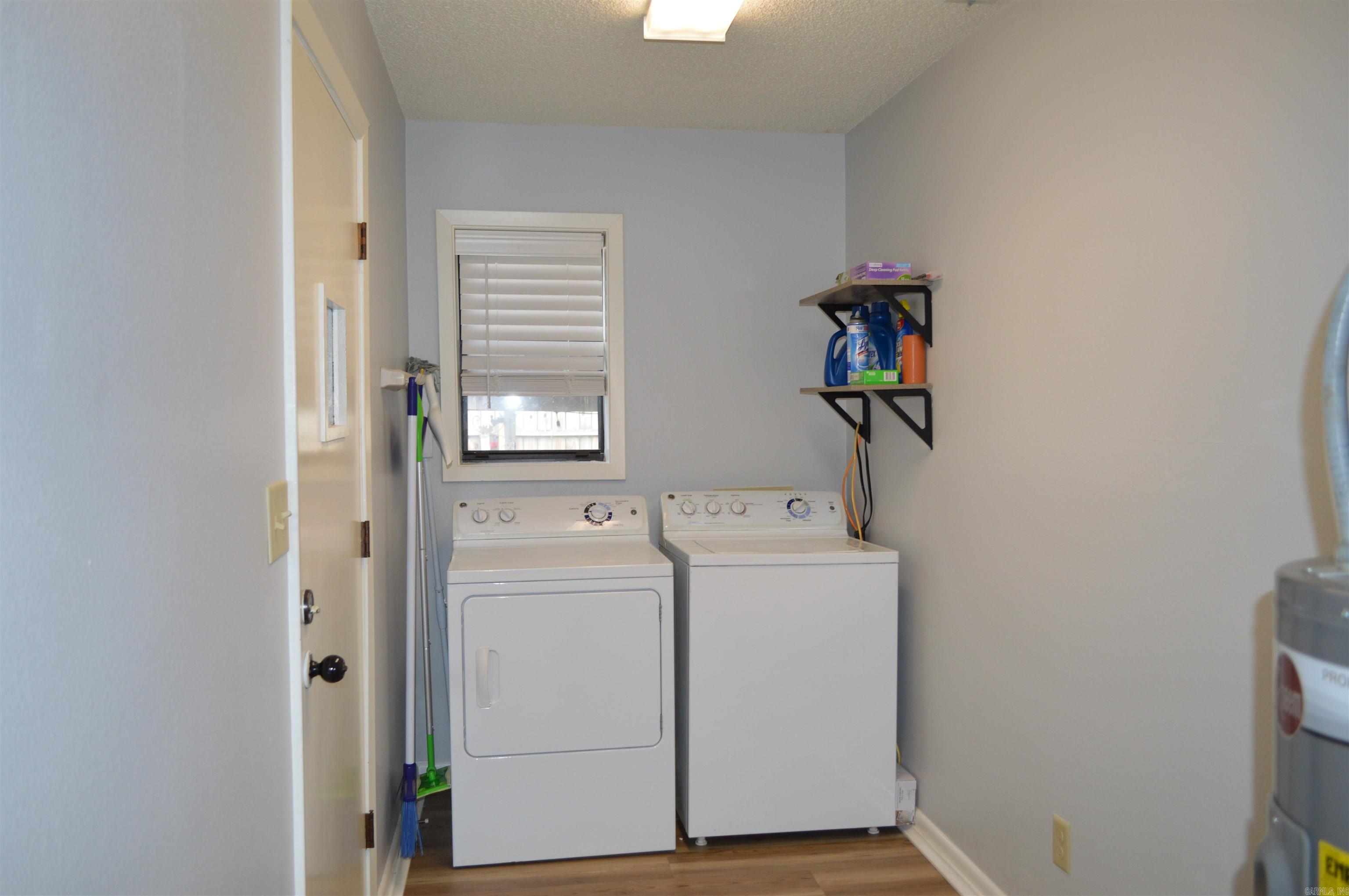 HILLCREST - Residential