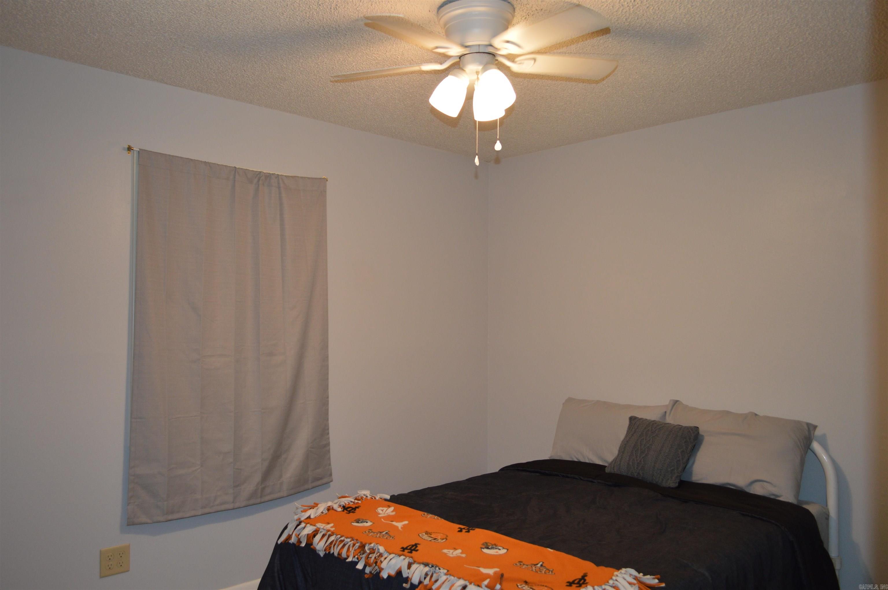 HILLCREST - Residential