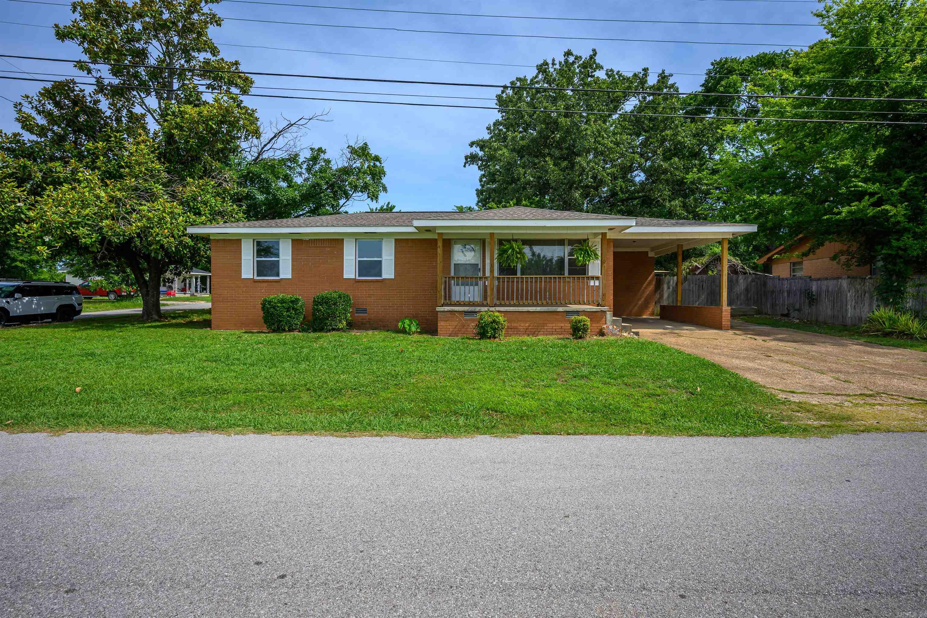 PUBLIC SQUARE - Residential