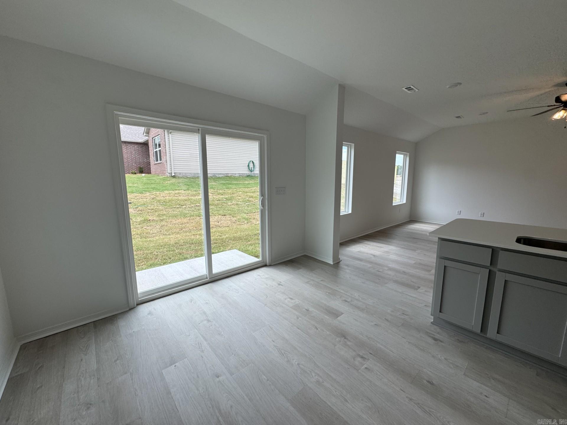 MIDLAND ESTATES PHASE 1 - Residential