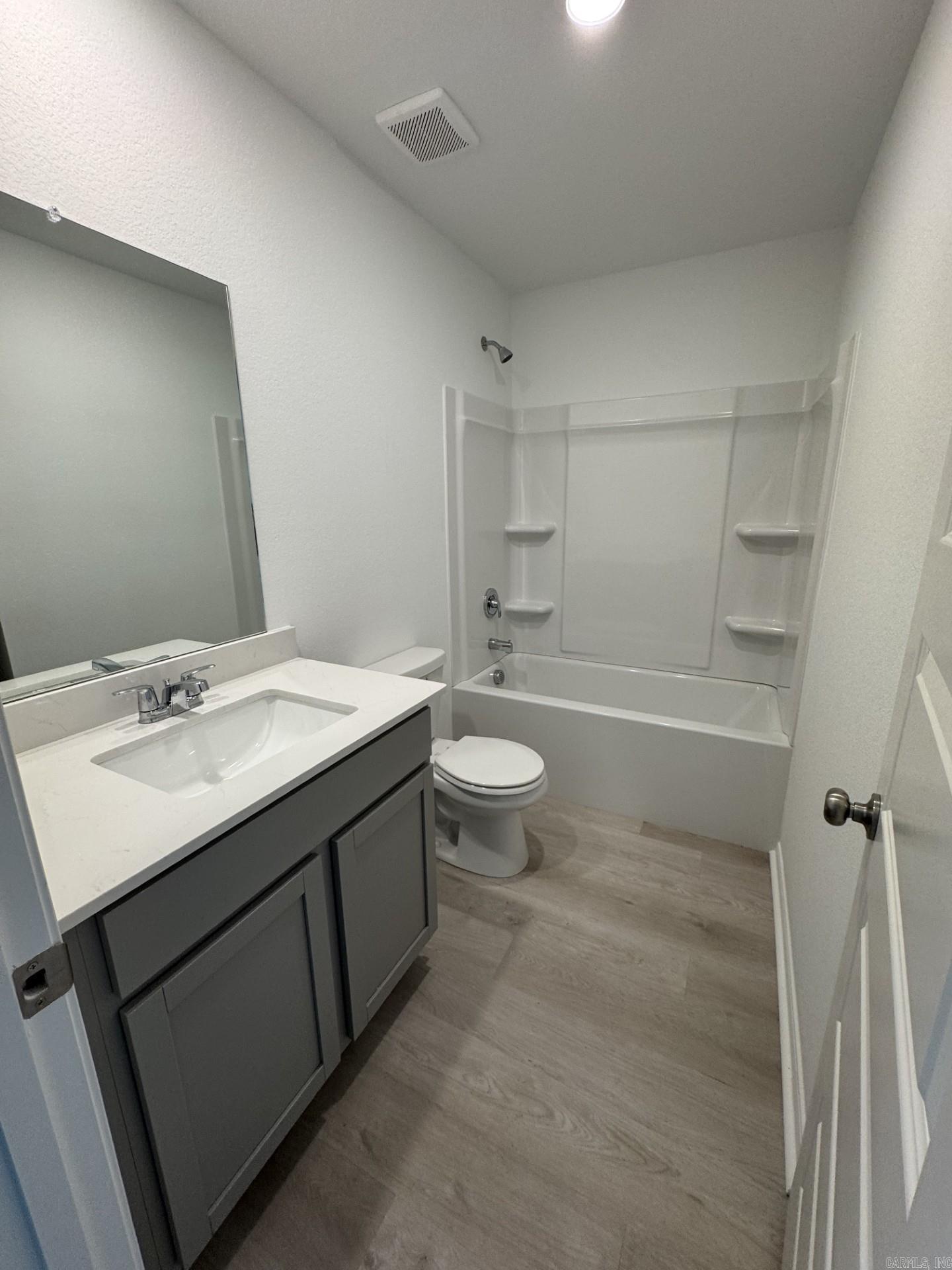MIDLAND ESTATES PHASE 1 - Residential