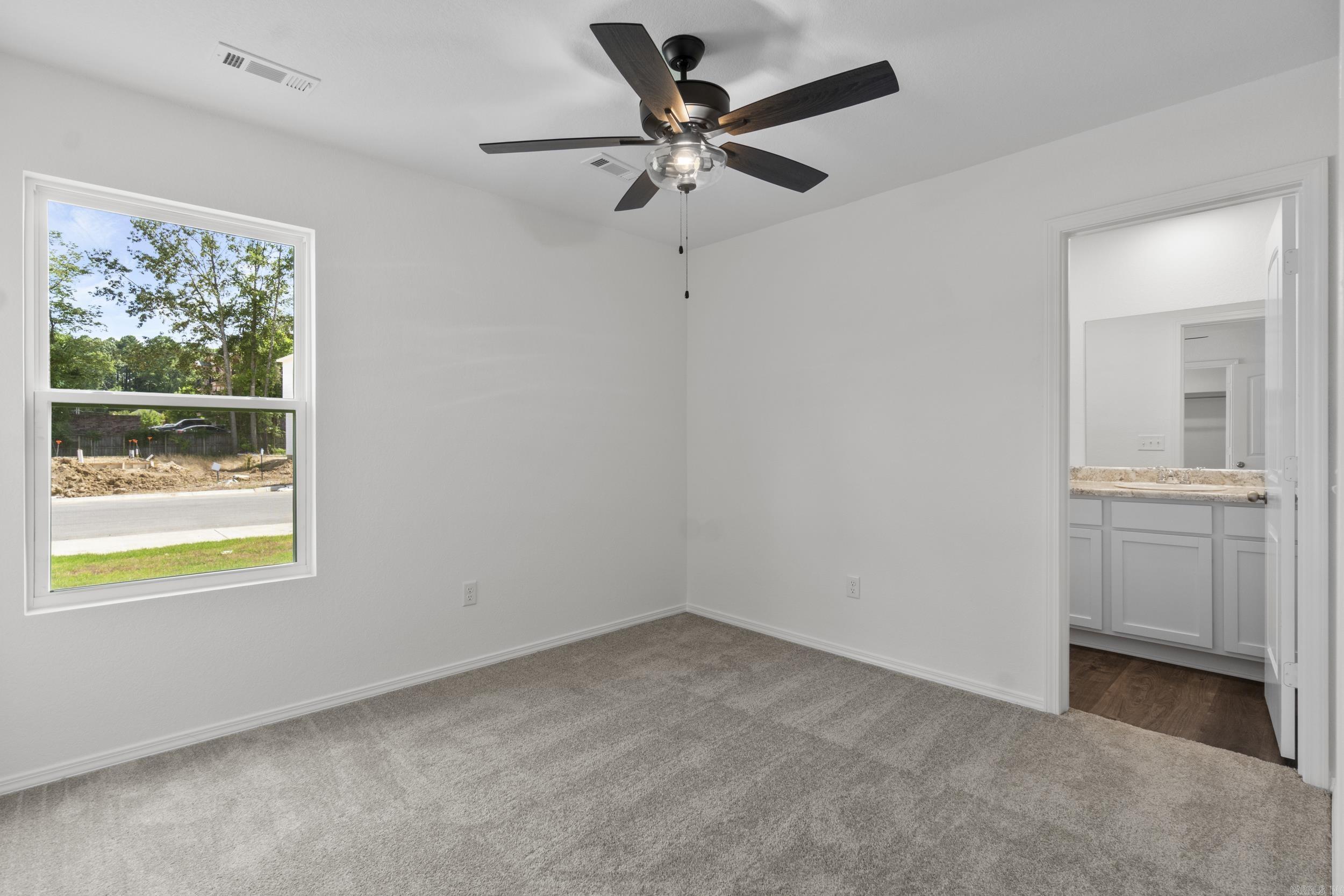 WHITE OAK CROSSING - Residential