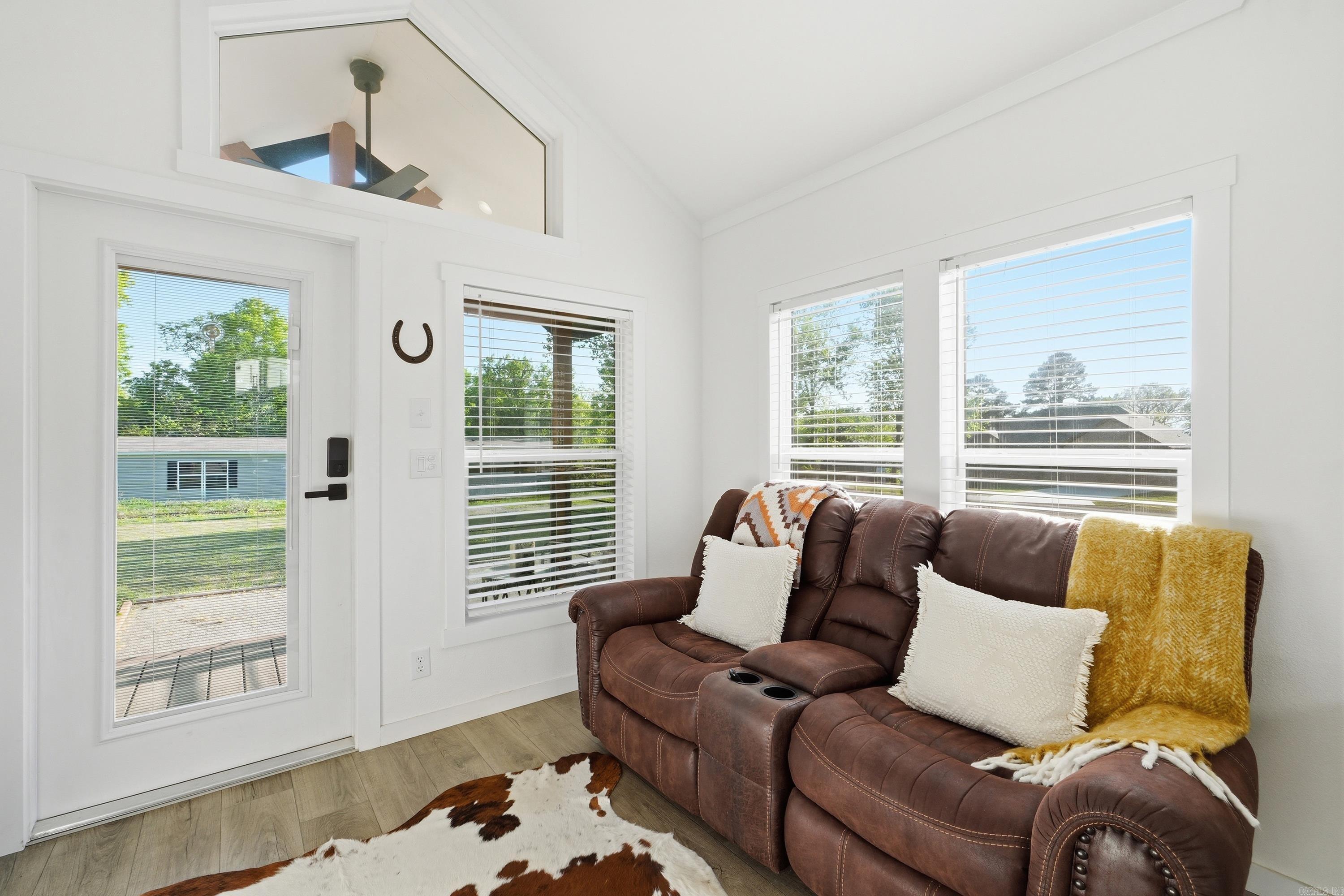 METES &amp; BOUNDS - Residential