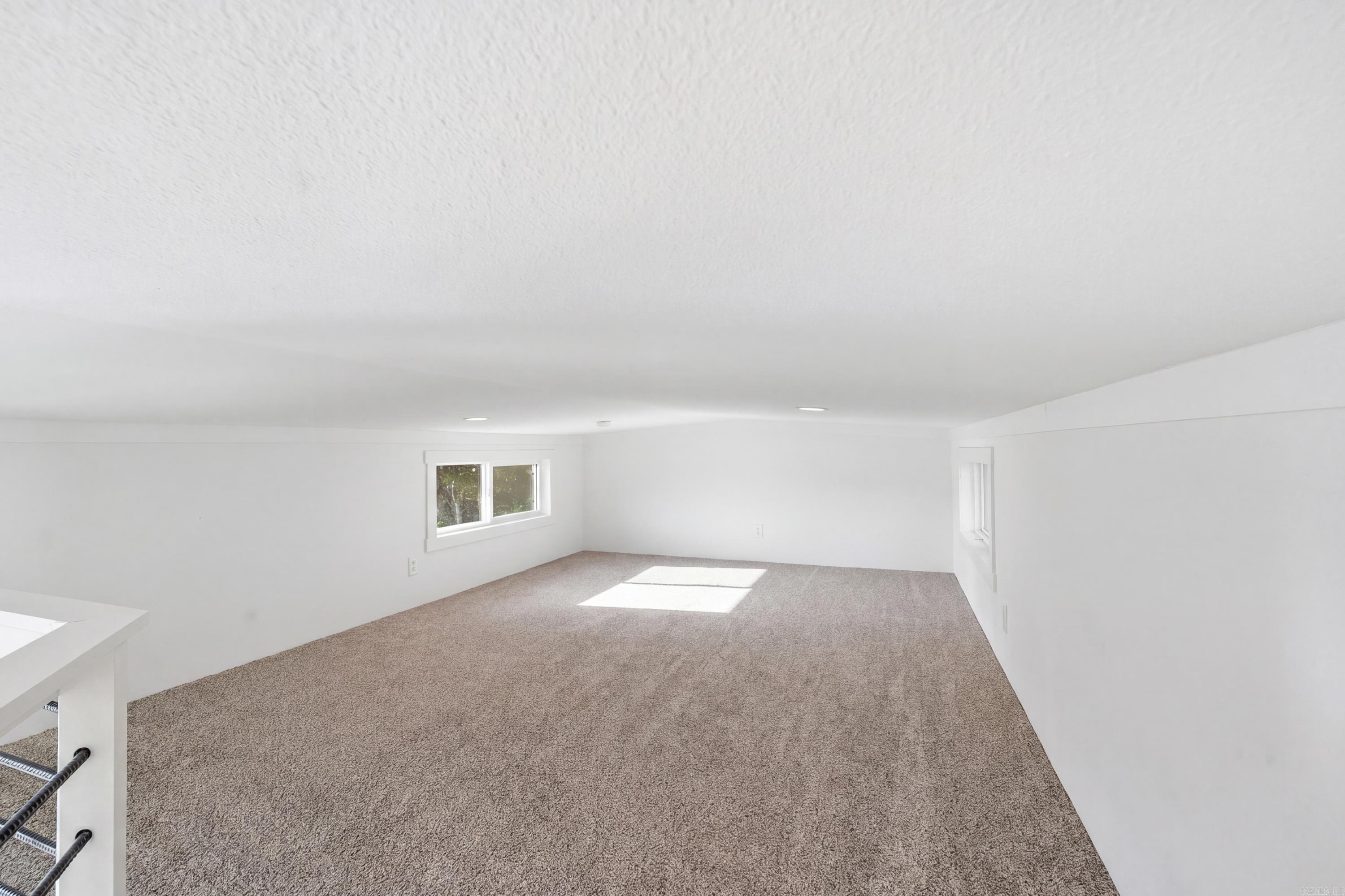 METES &amp; BOUNDS - Residential