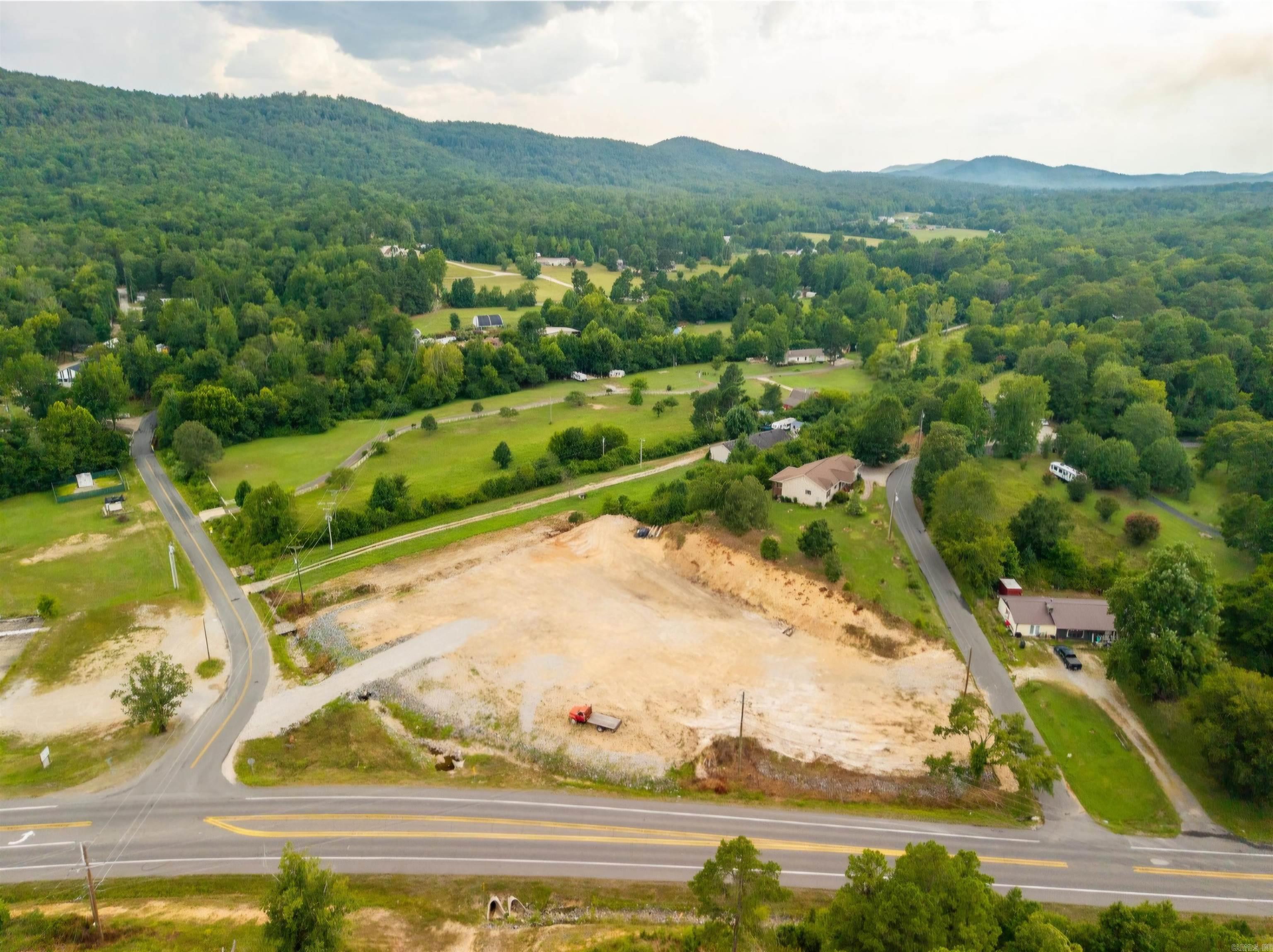 Girard - Commercial Sale
