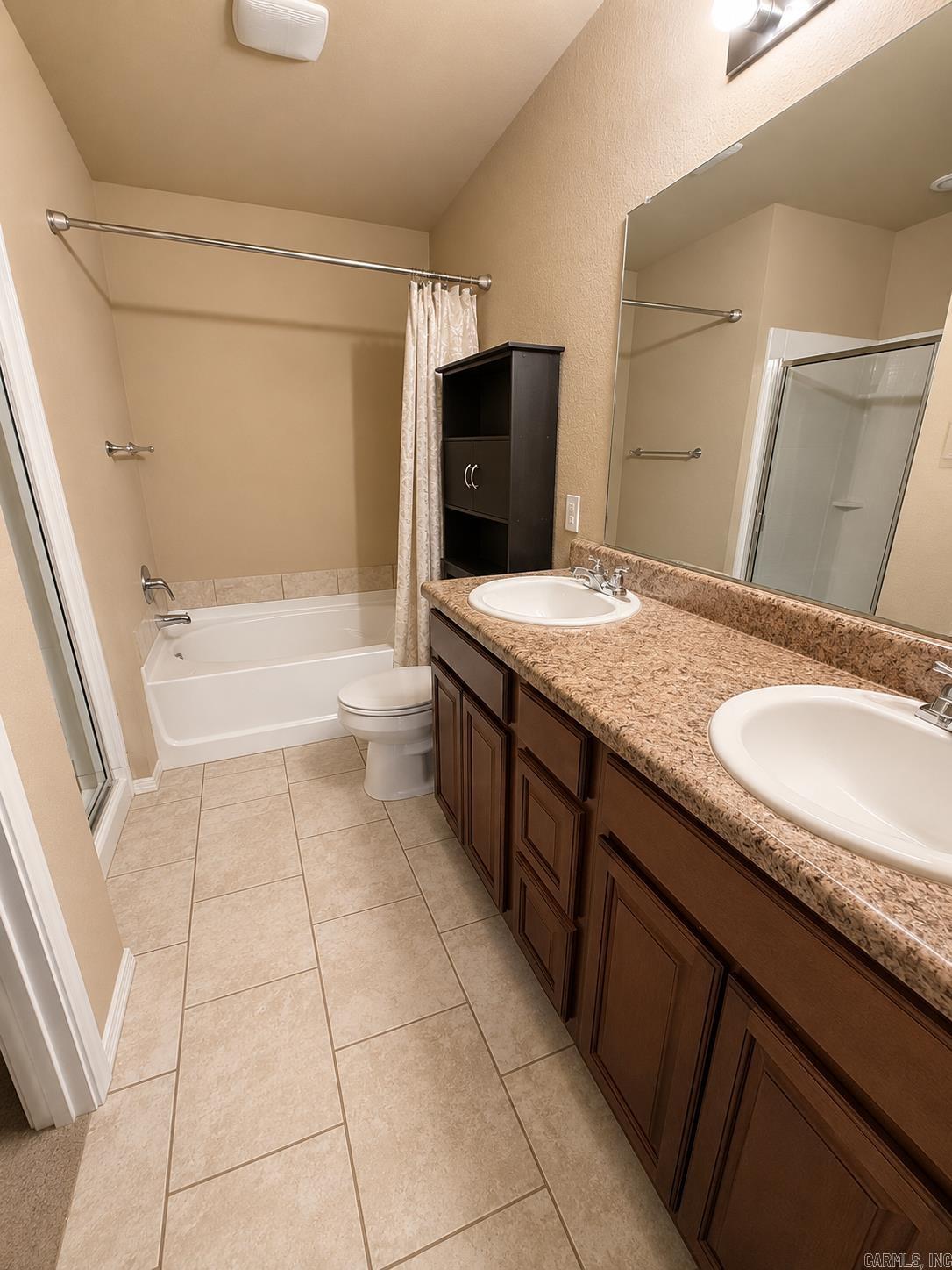 TRAMMEL ESTATES - Residential