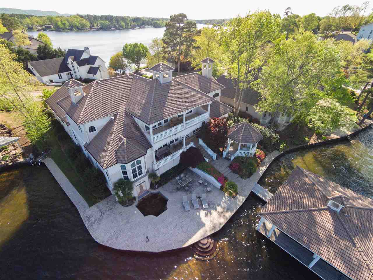 Driftwood Point - Residential