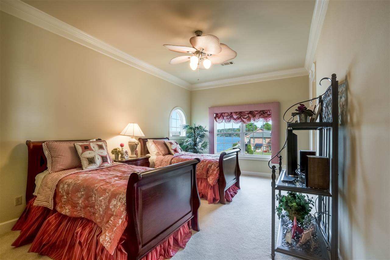 Driftwood Point - Residential