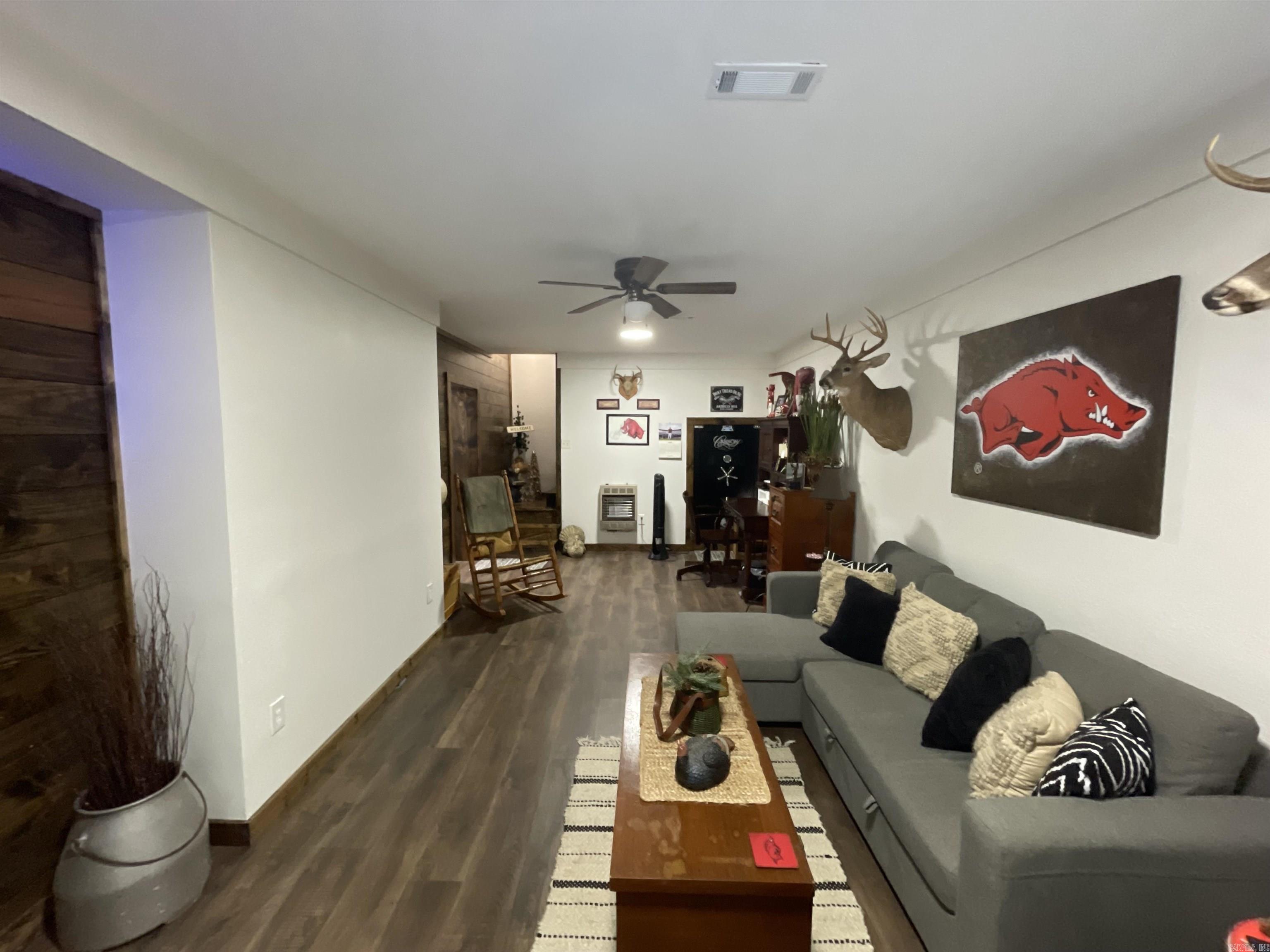ROLLING MEADOW - Residential