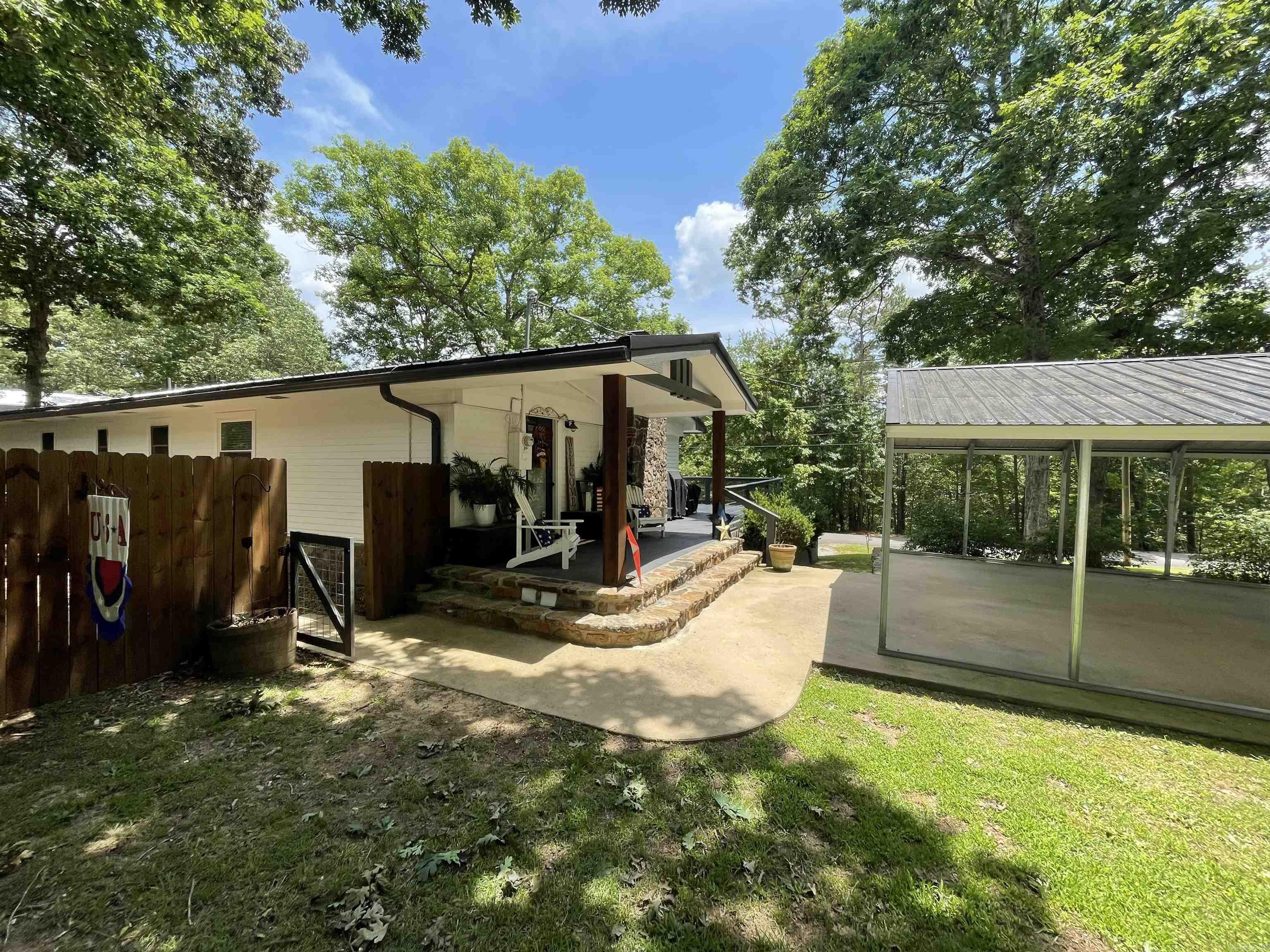 ROLLING MEADOW - Residential