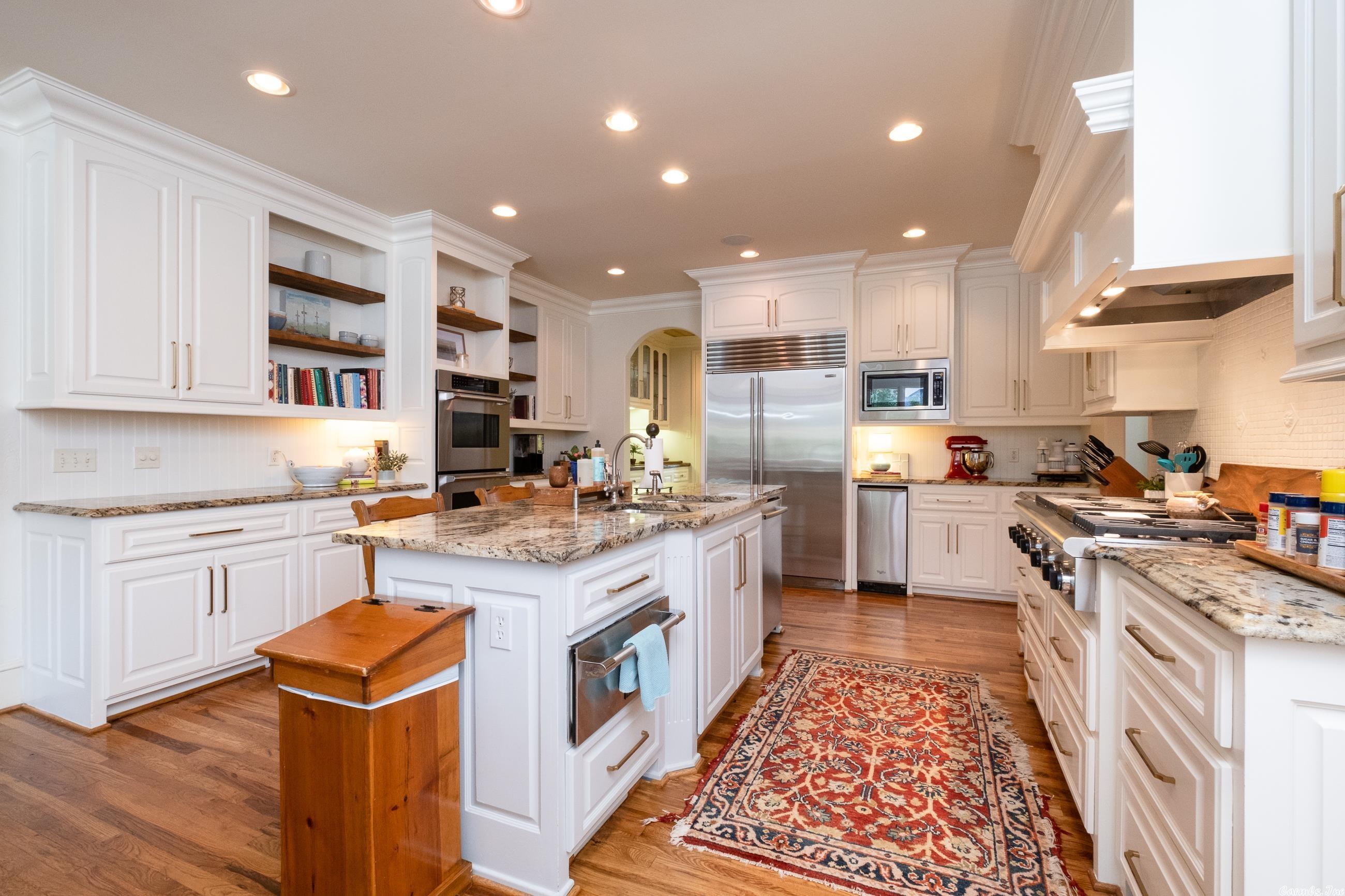 CHENAL VALLEY SOLOGNE CIRCLE - Residential