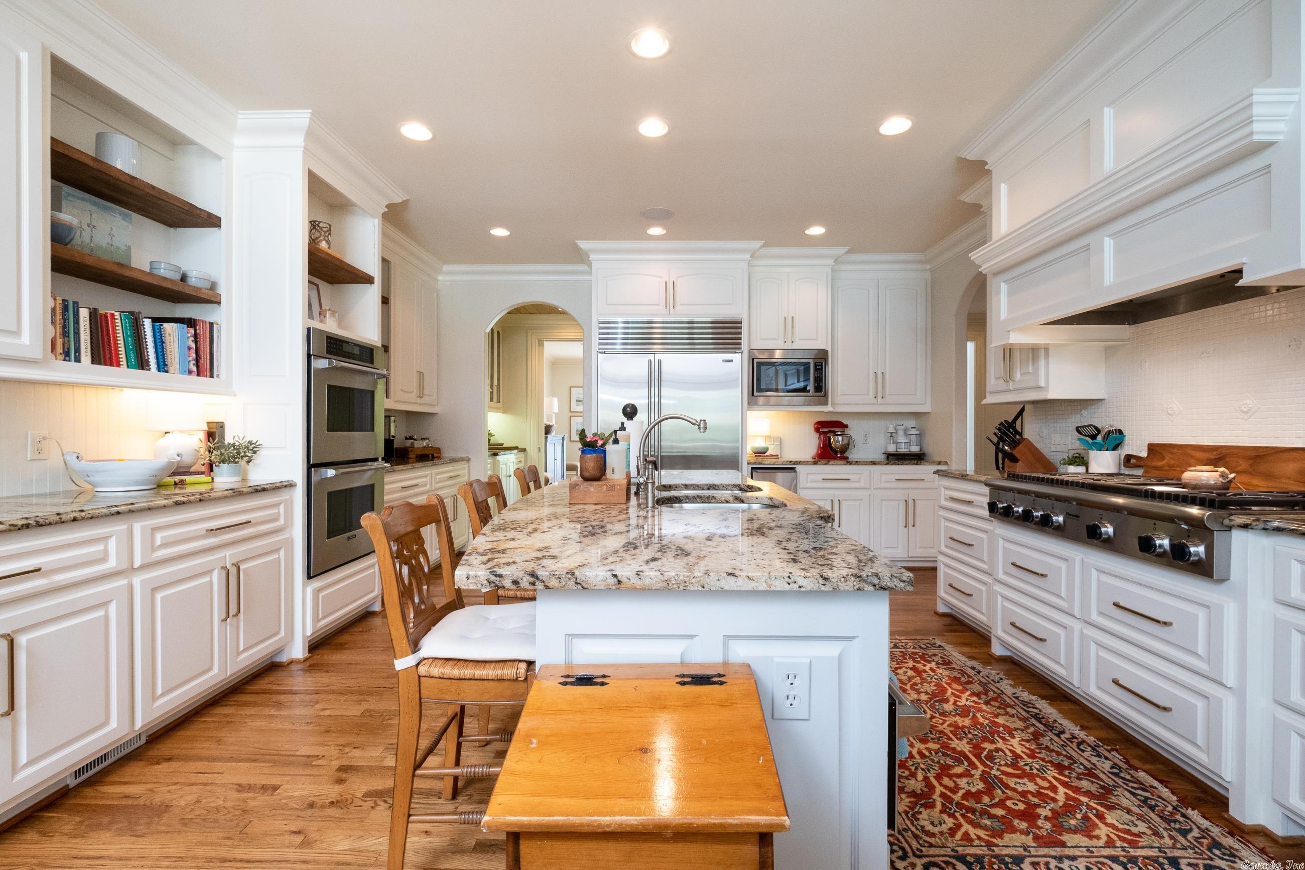 CHENAL VALLEY SOLOGNE CIRCLE - Residential