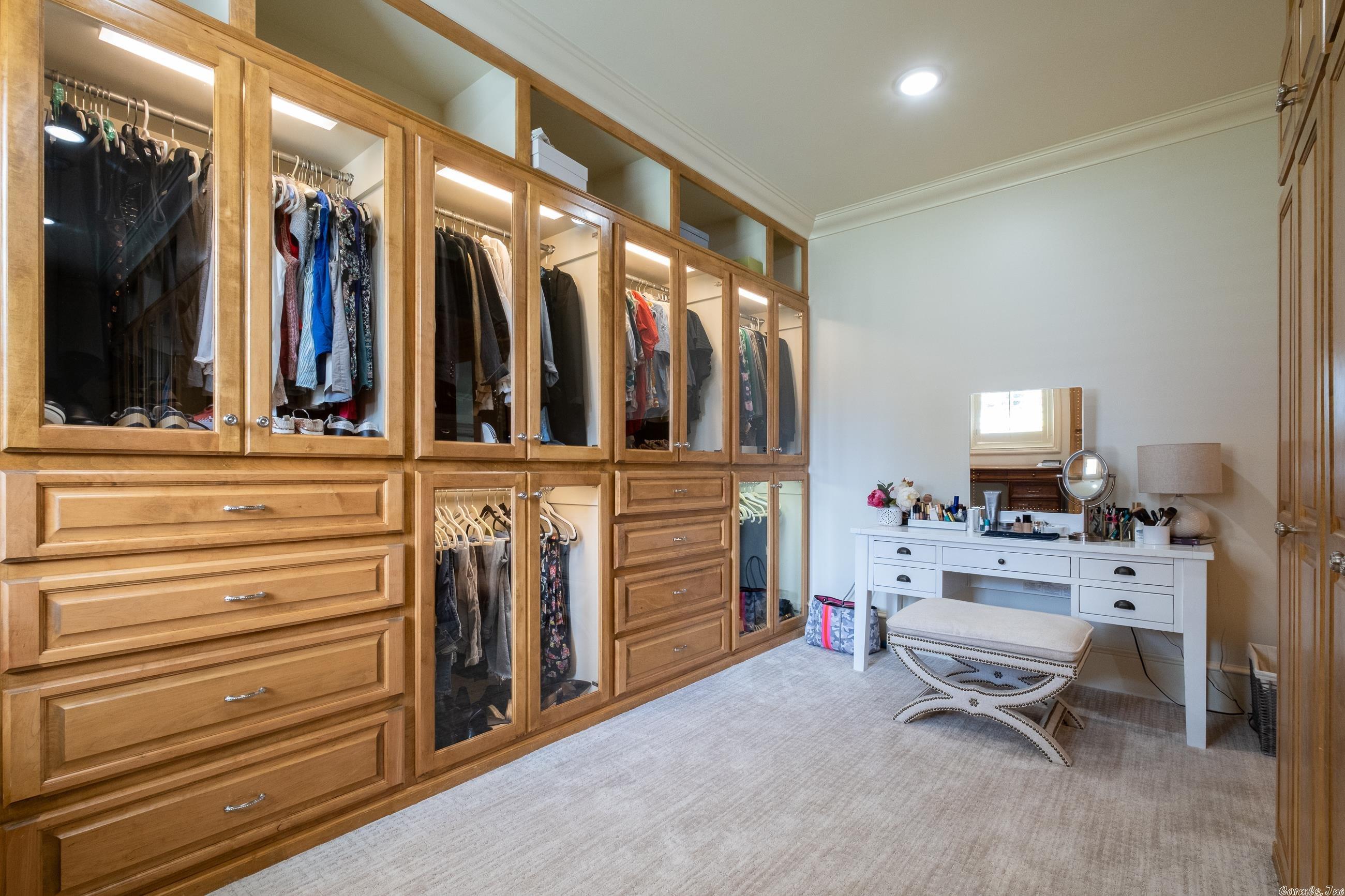 CHENAL VALLEY SOLOGNE CIRCLE - Residential
