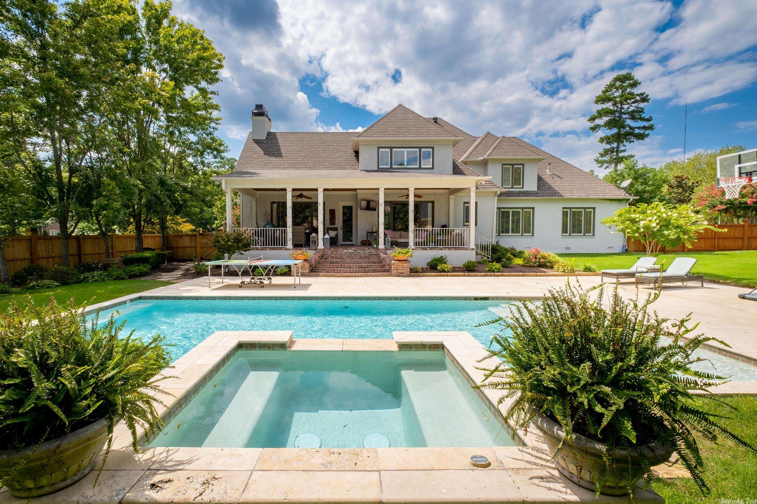 CHENAL VALLEY SOLOGNE CIRCLE - Residential