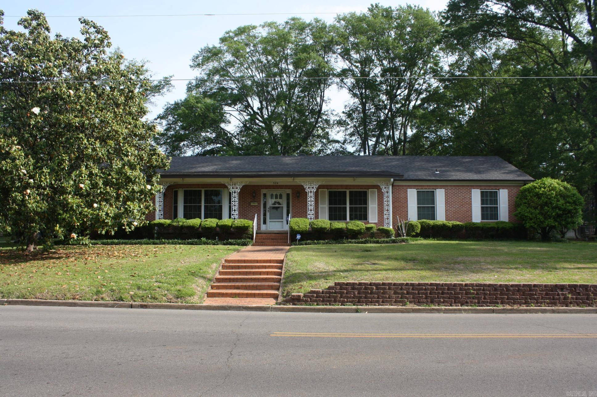 WILSON & FERGUSON - Residential