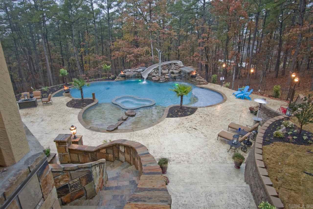 CHENAL DOWNS - Residential