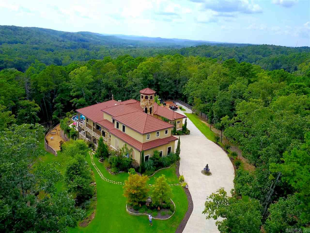 CHENAL DOWNS - Residential