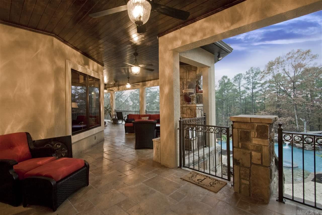 CHENAL DOWNS - Residential