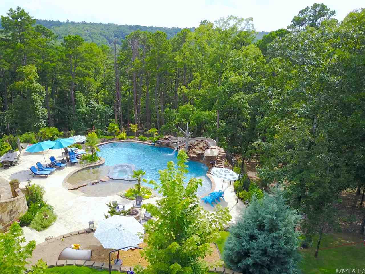 CHENAL DOWNS - Residential