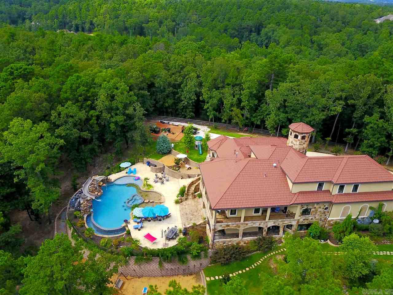 CHENAL DOWNS - Residential