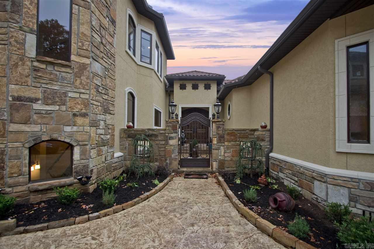 CHENAL DOWNS - Residential