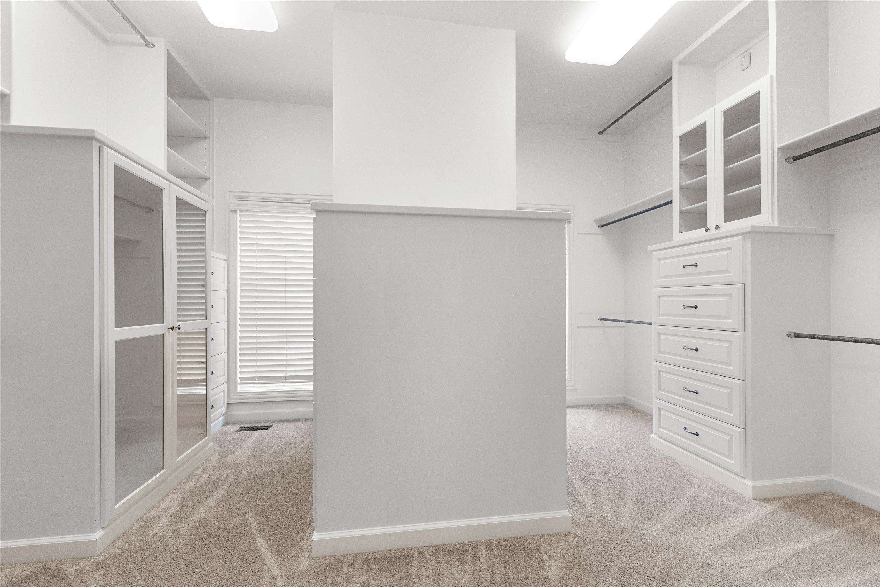 CHENAL VALLEY SOLOGNE CIRCLE - Residential