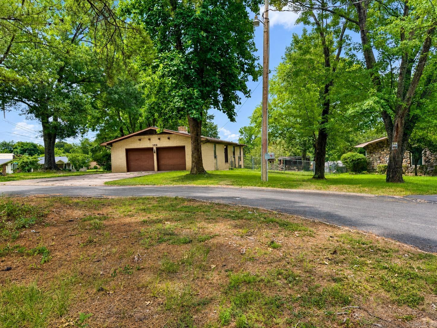 VILLAGE SOUTH - Residential