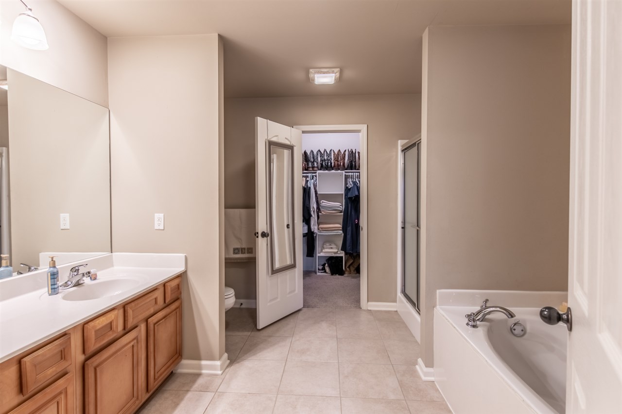 CLOVER HILL - Residential