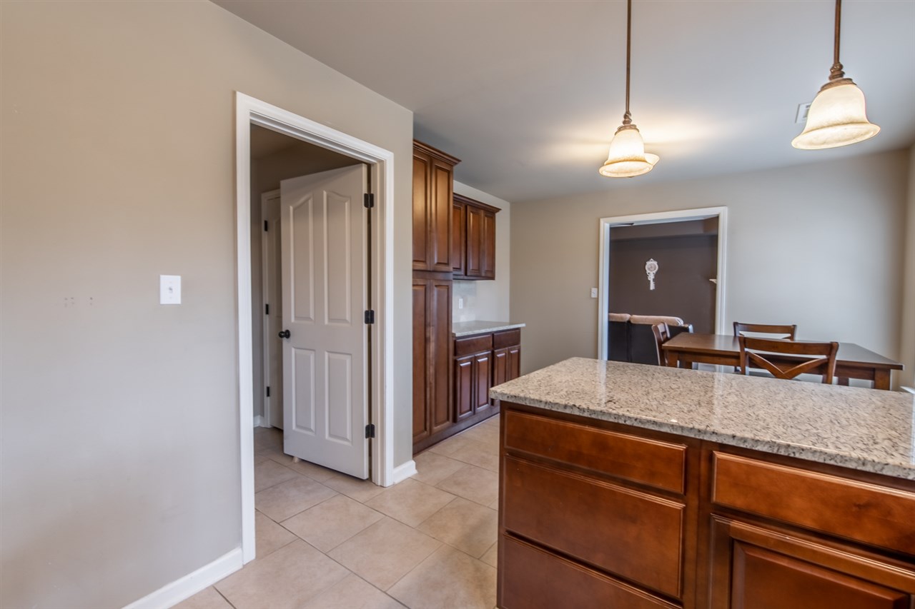 CLOVER HILL - Residential