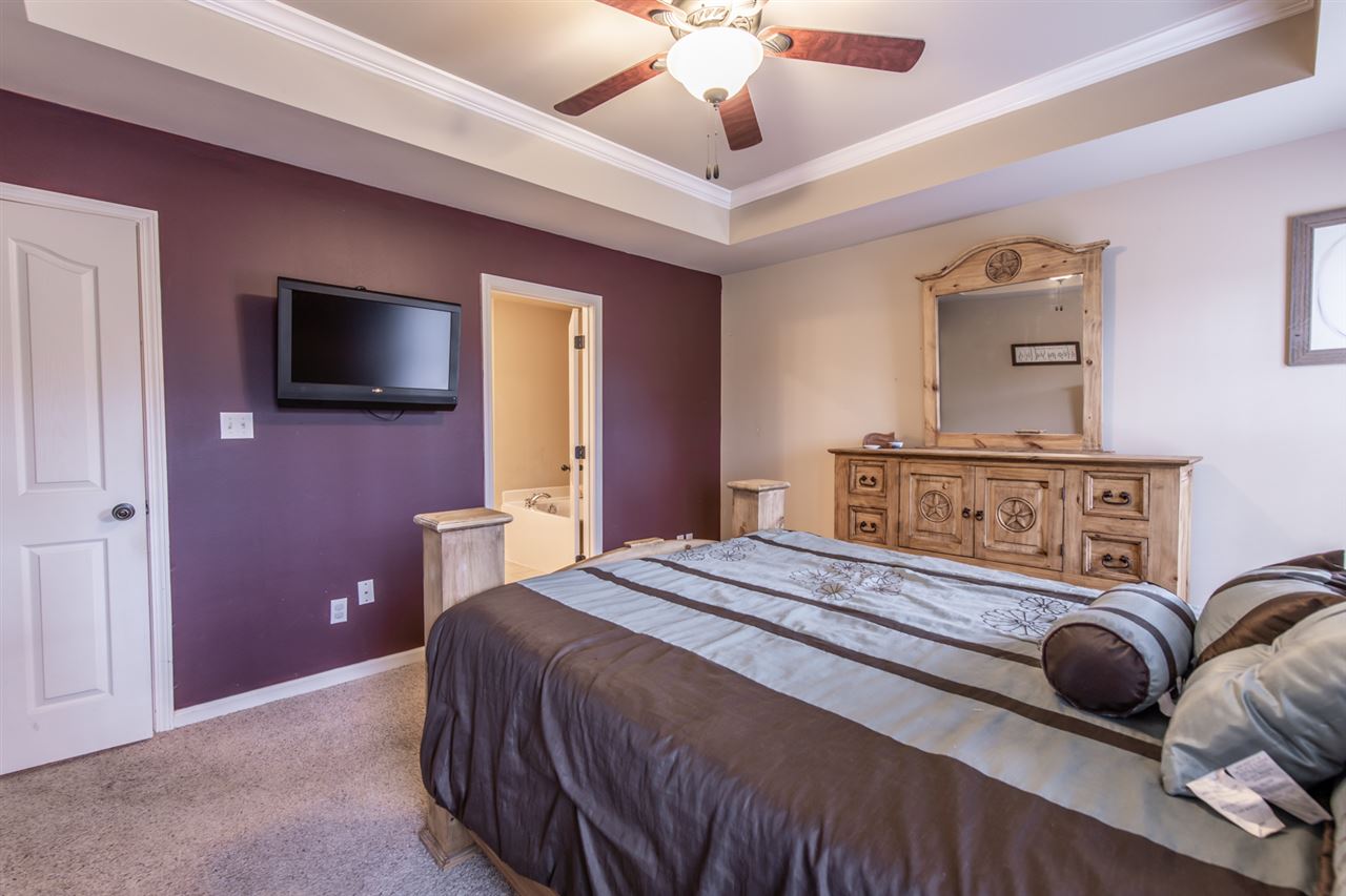 CLOVER HILL - Residential