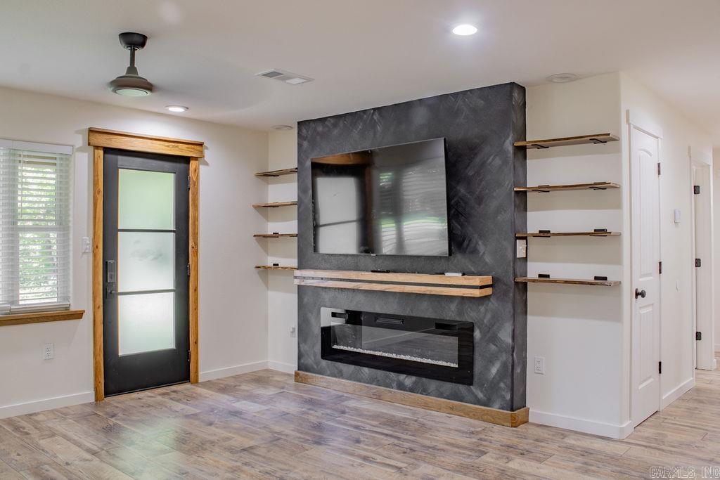 WOODLAND ADD INSIDE - Residential